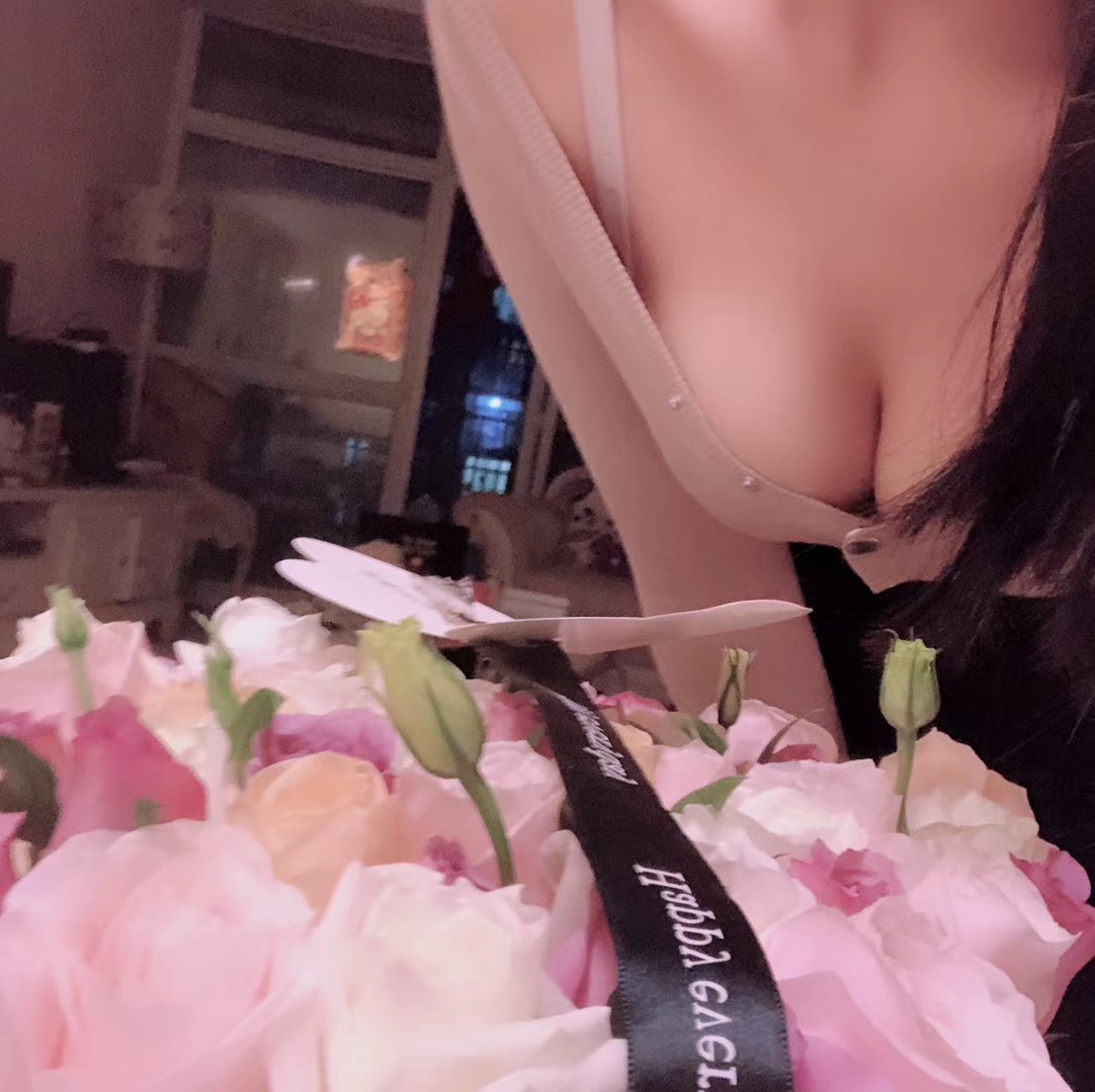 115斗鱼小小玉酱- NO_1.009 让你舒服的[101P-155MB]_第3集