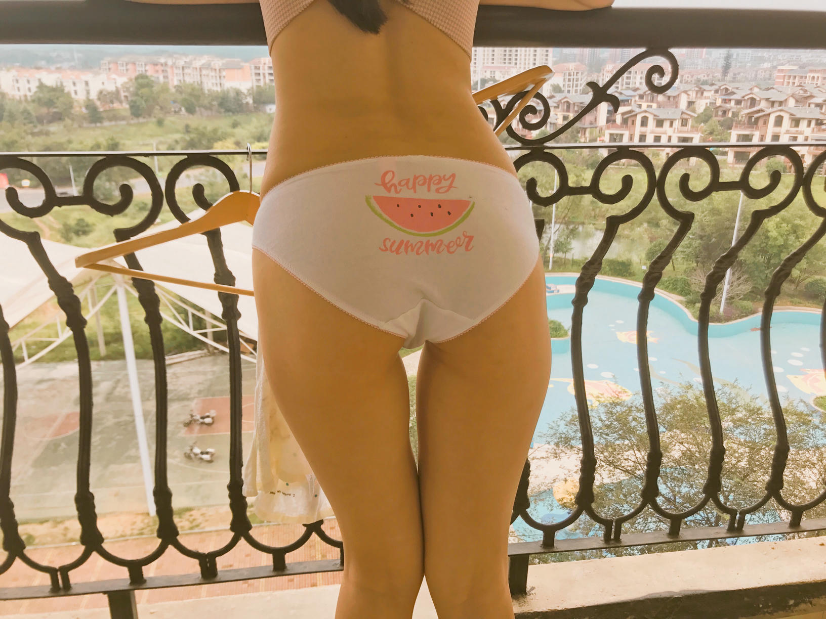 115斗鱼小小玉酱- NO_1.009 让你舒服的[101P-155MB]_第1集