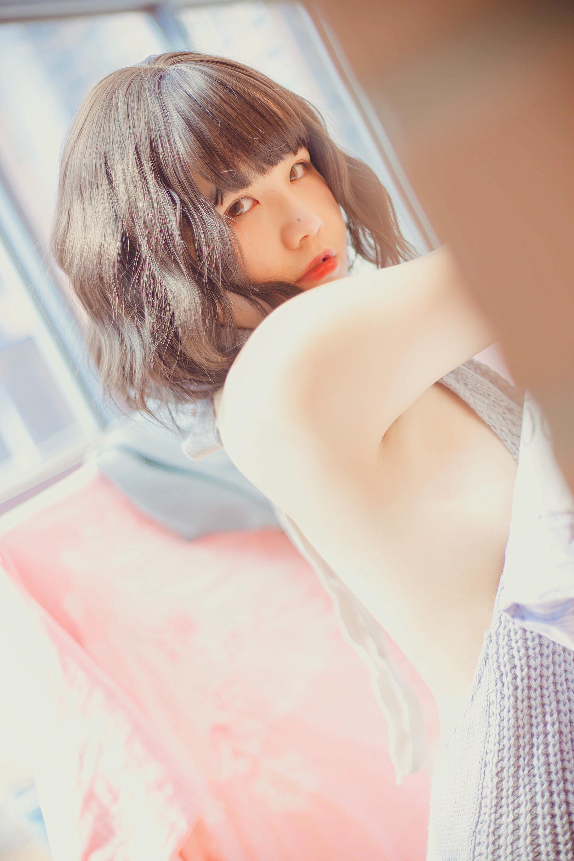 阿半今天很开心 NO.001 露背毛衣 [28P-157MB]_第1集