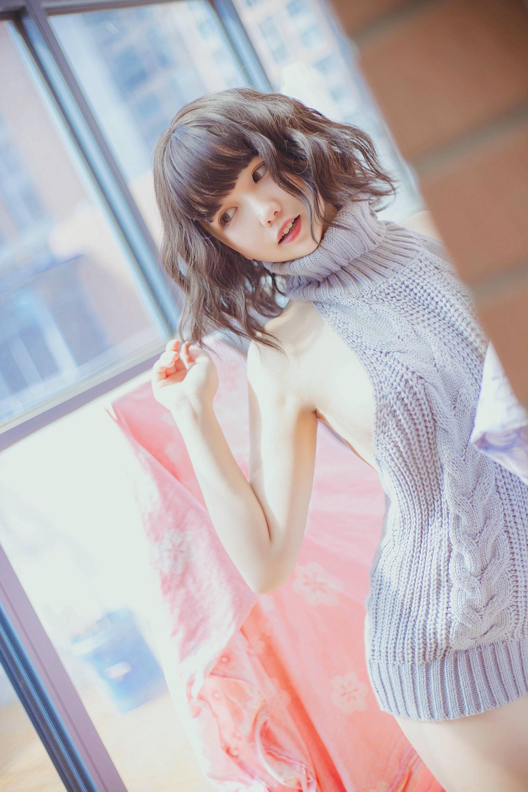 阿半今天很开心 NO.001 露背毛衣 [28P-157MB]_第2集