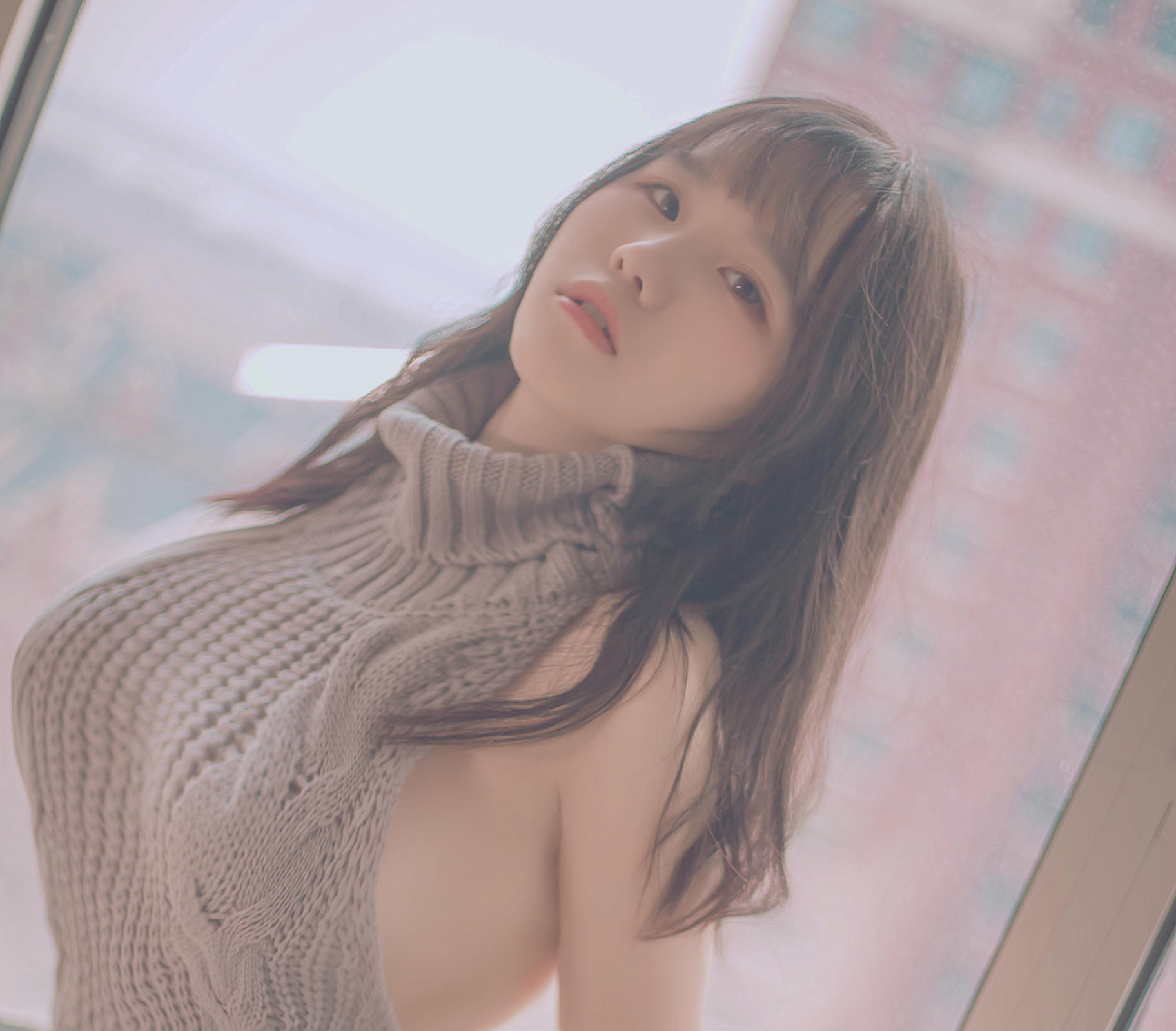 阿半今天很开心 NO.001 露背毛衣 [28P-157MB]_第1集