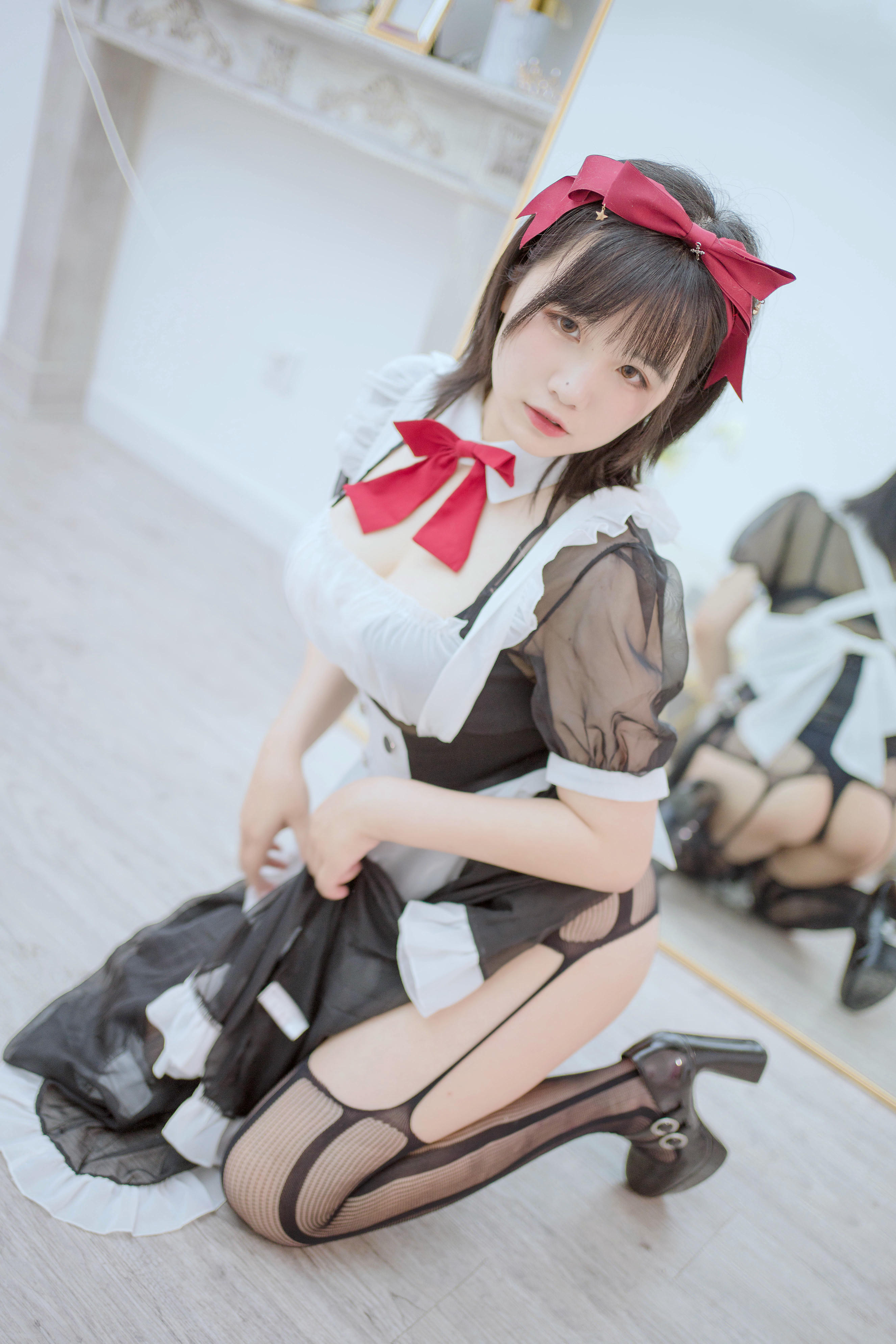 阿半今天很开心 NO.024 透明女仆 [39P 266MB]_第2集