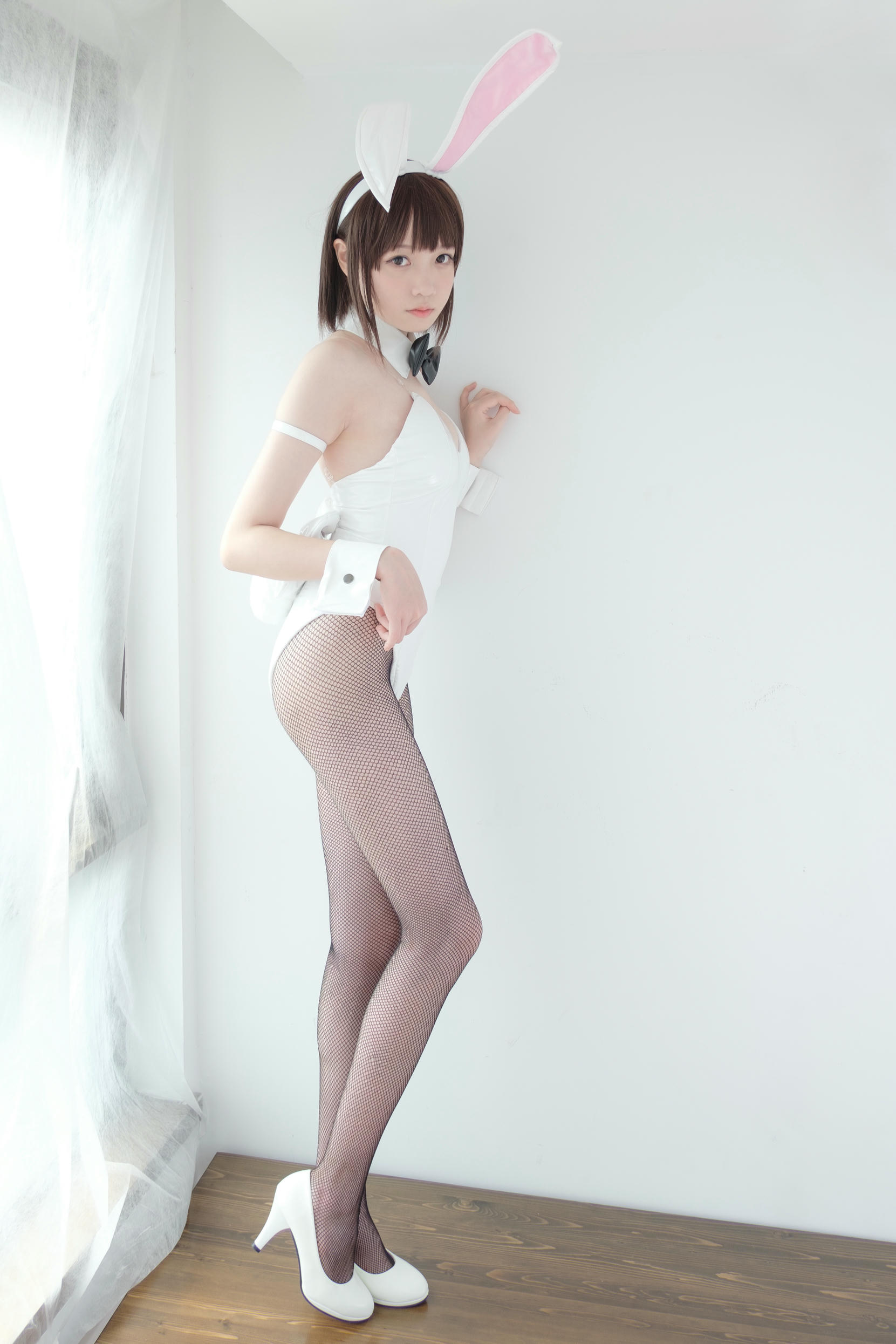 森萝财团 LOVEPLUS-001 黑丝网袜兔女郎 [148P2V-3.22GB]_第5集