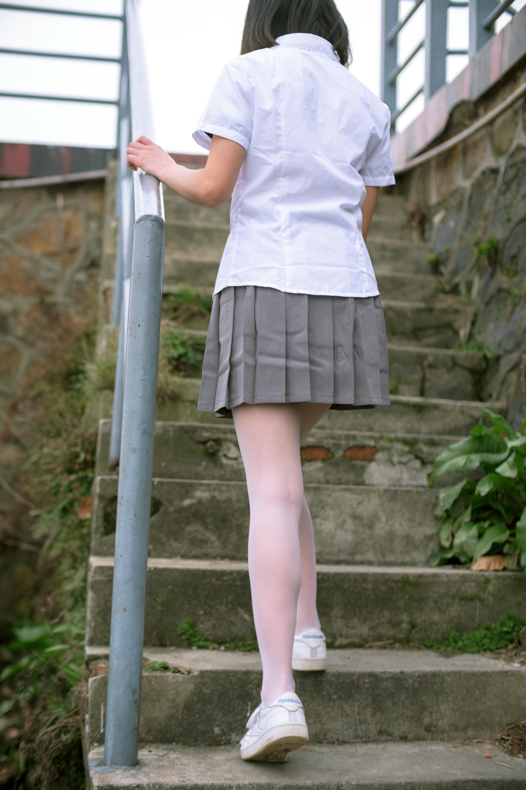 森萝财团 BETA-014 学生妹的外拍写真 [85P-946MB]_第1集