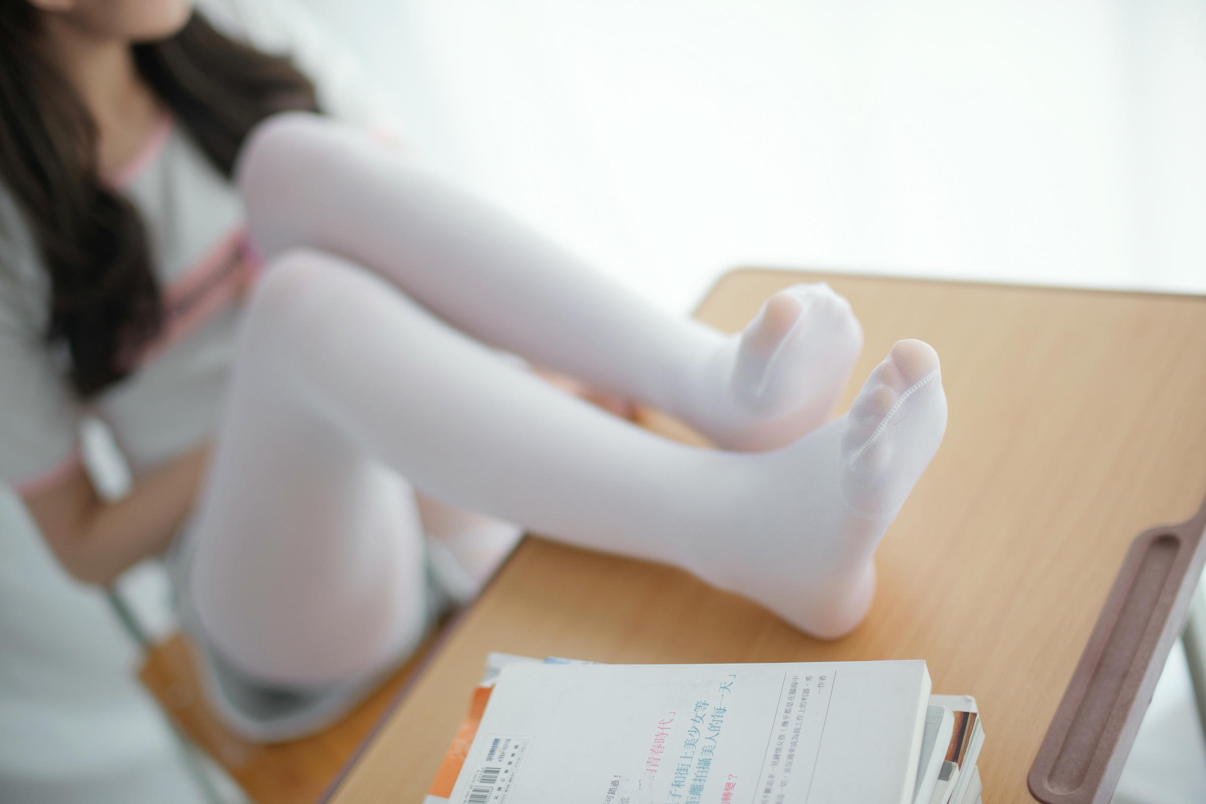 森萝财团 R15-005 JK白丝诱惑 [85P-435MB]_第2集