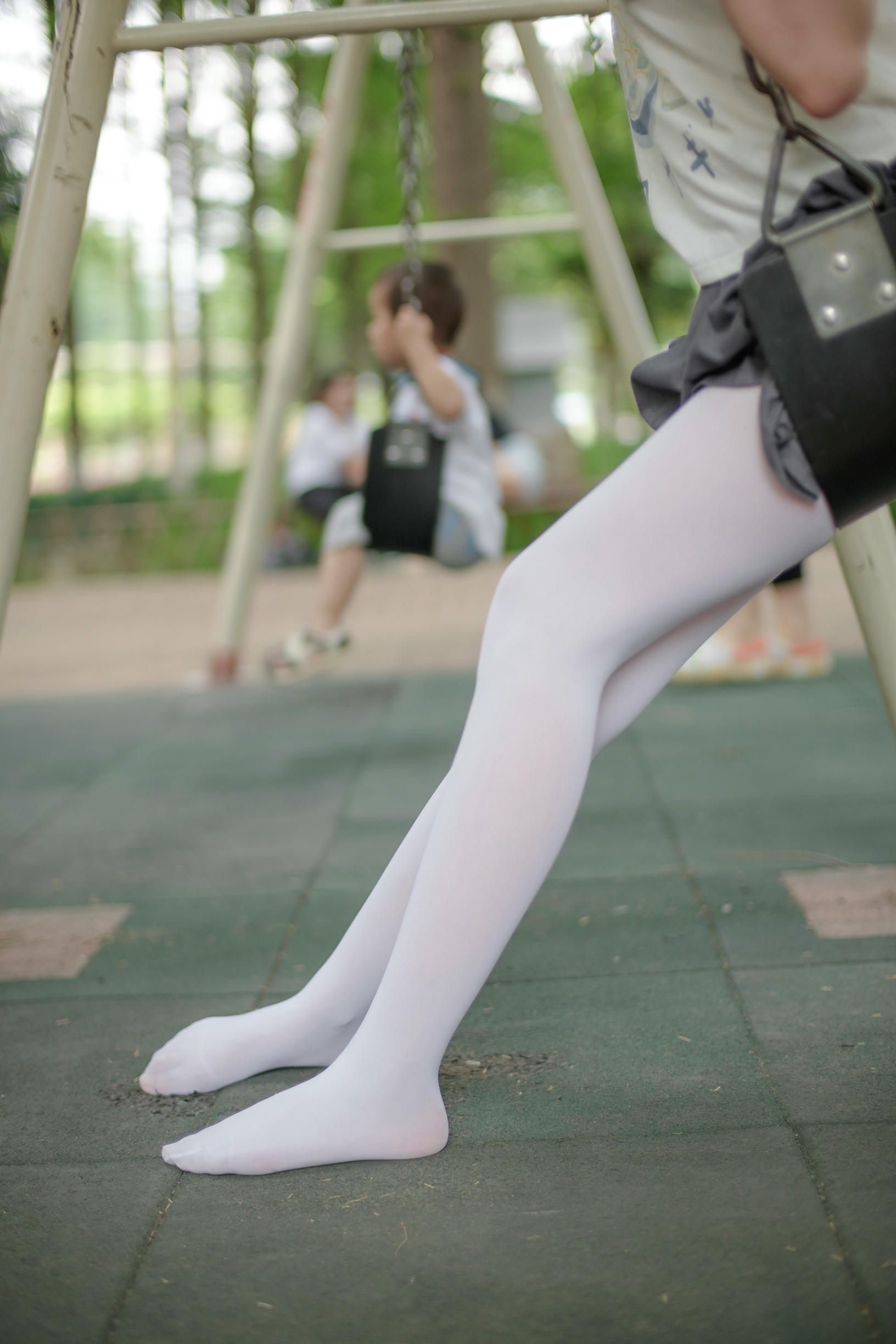 森萝财团 R15-014 白丝妹妹游园 [99P-681MB]_第3集