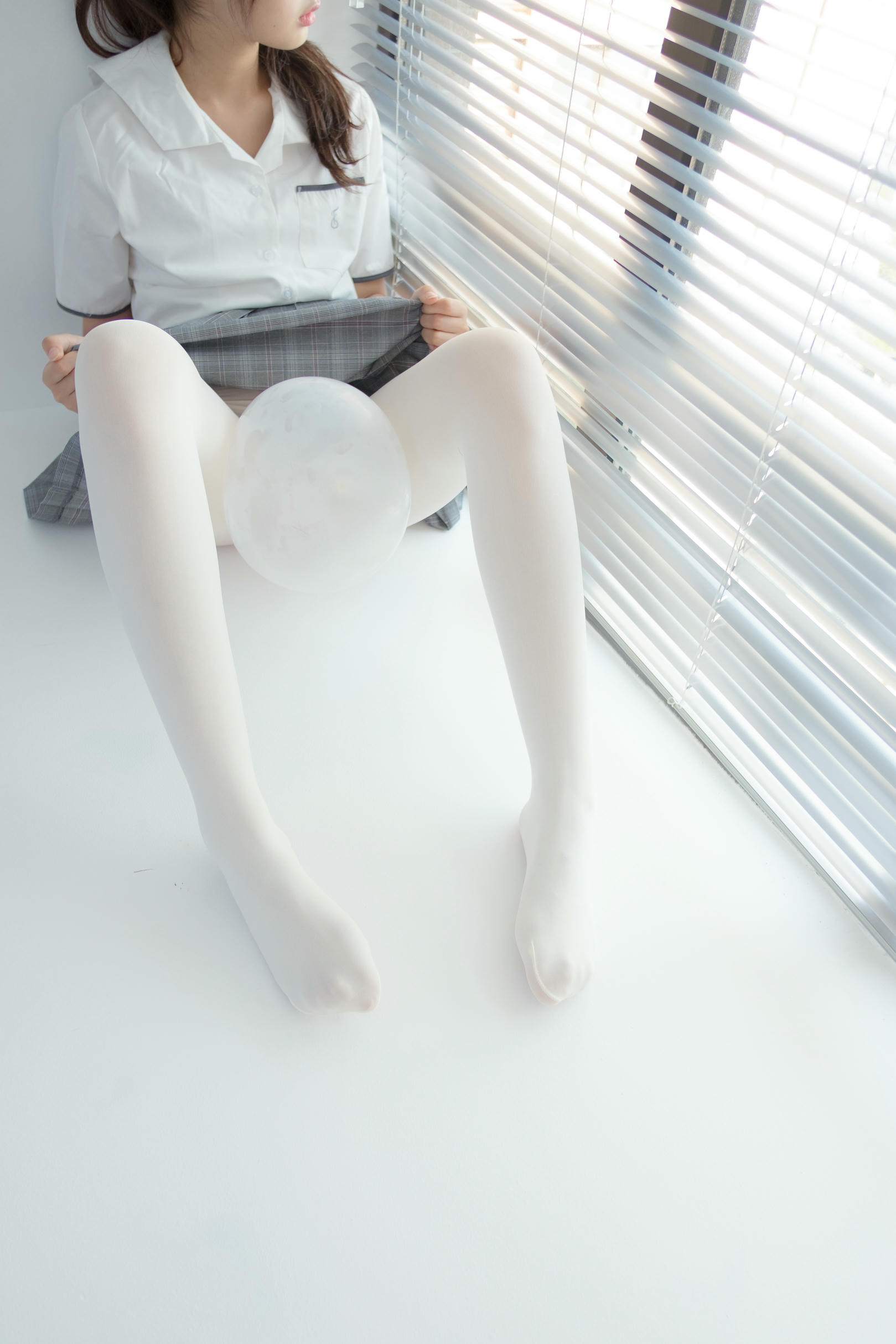 森萝财团 R15-028 吹弹可破 [96P-457MB]_第3集