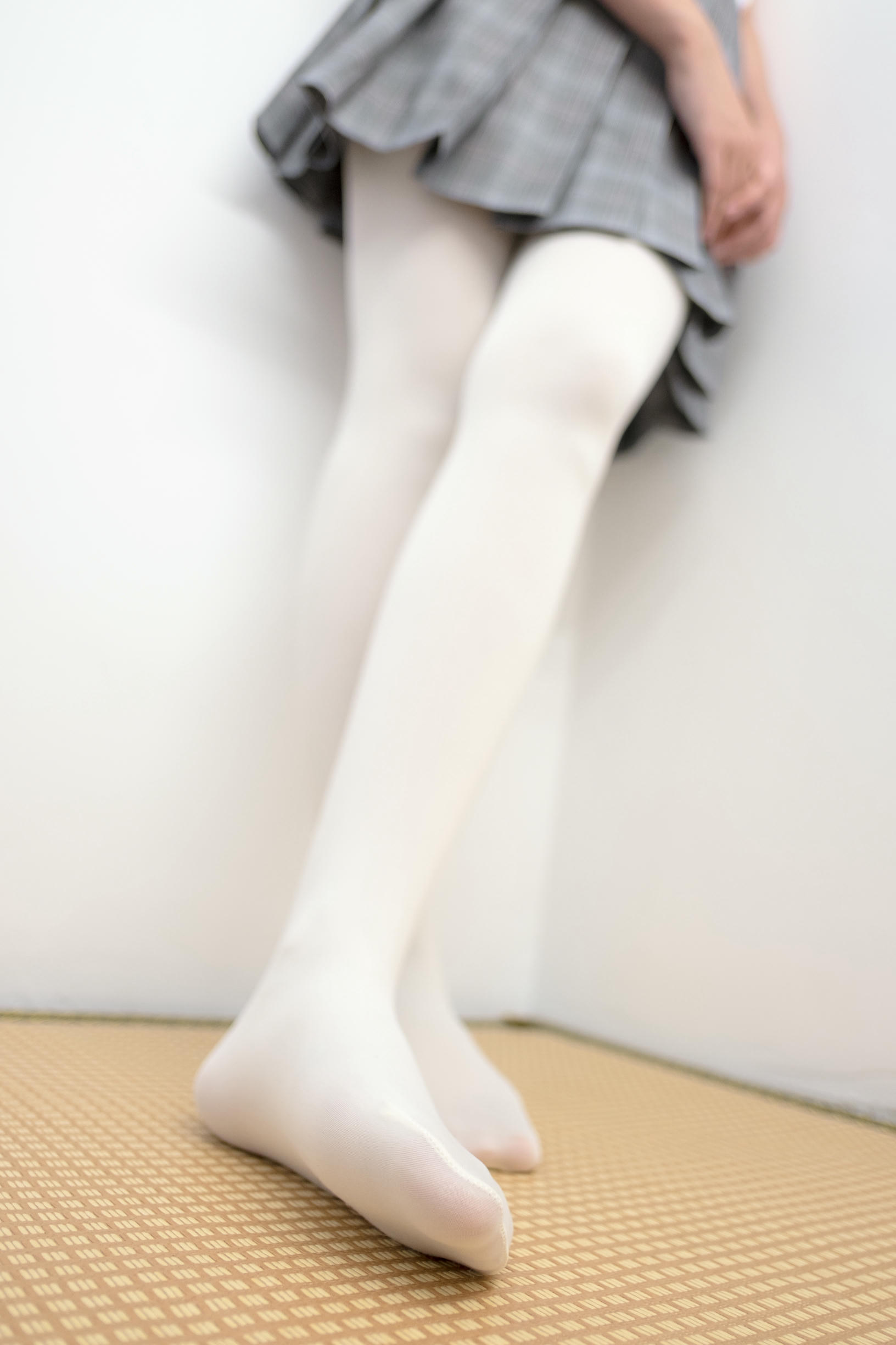 森萝财团 R15-028 吹弹可破 [96P-457MB]_第4集