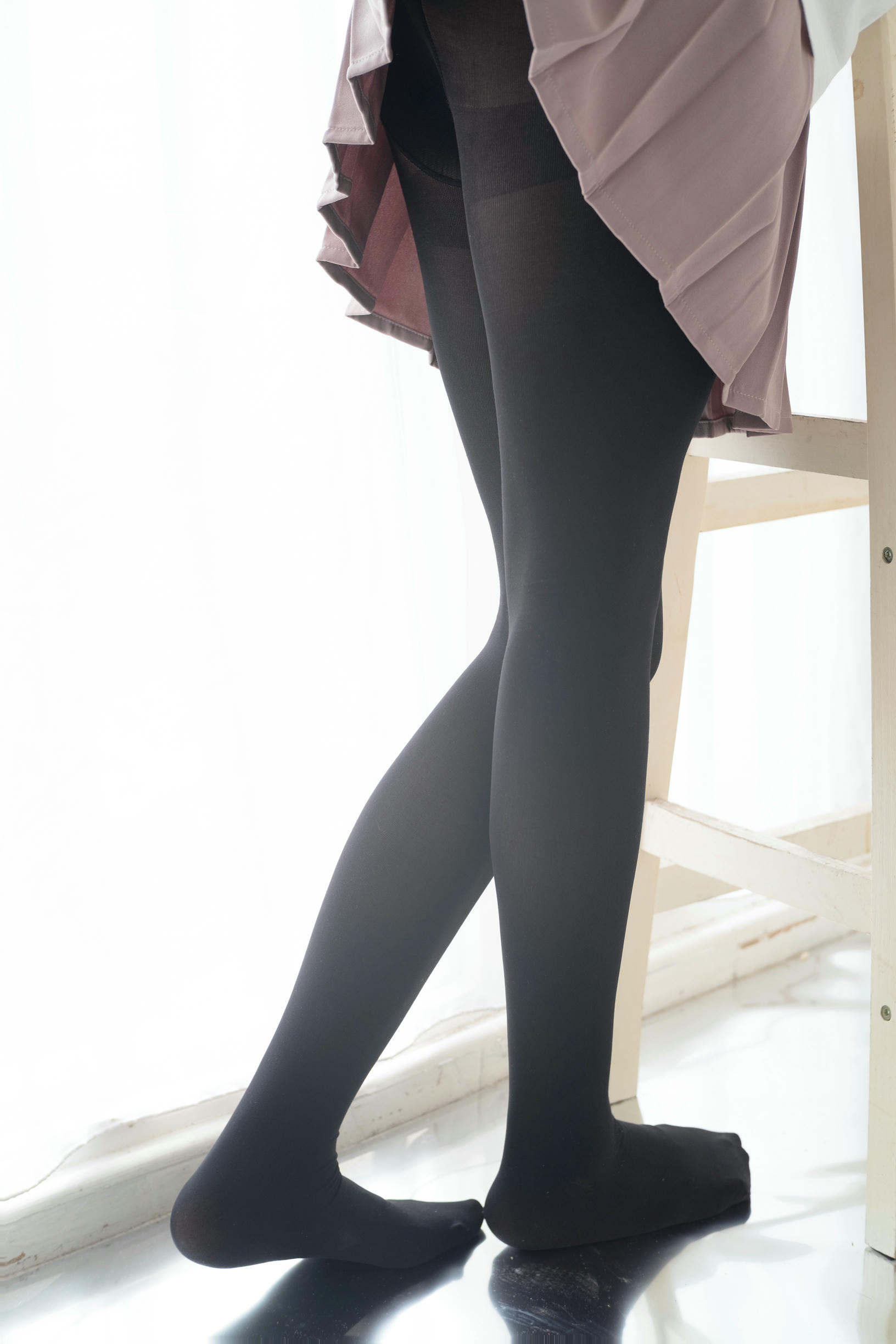 森萝财团 R15-029 慢慢脱下你的黑丝 [78P-417MB]_第1集