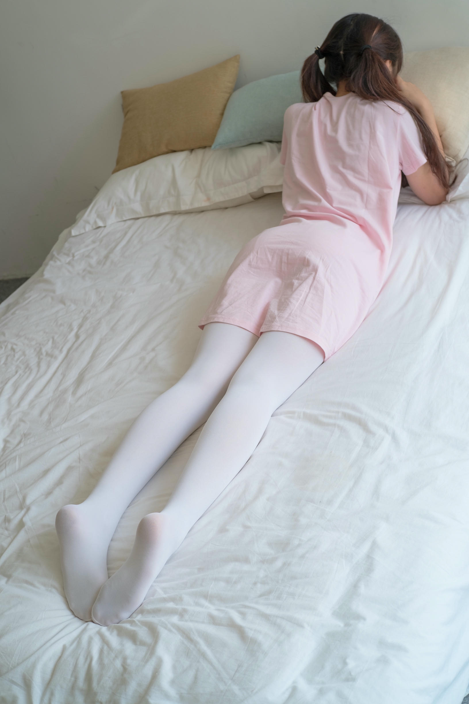 森萝财团 R15-035 粉红少女白丝美足 [108P-639MB]_第2集