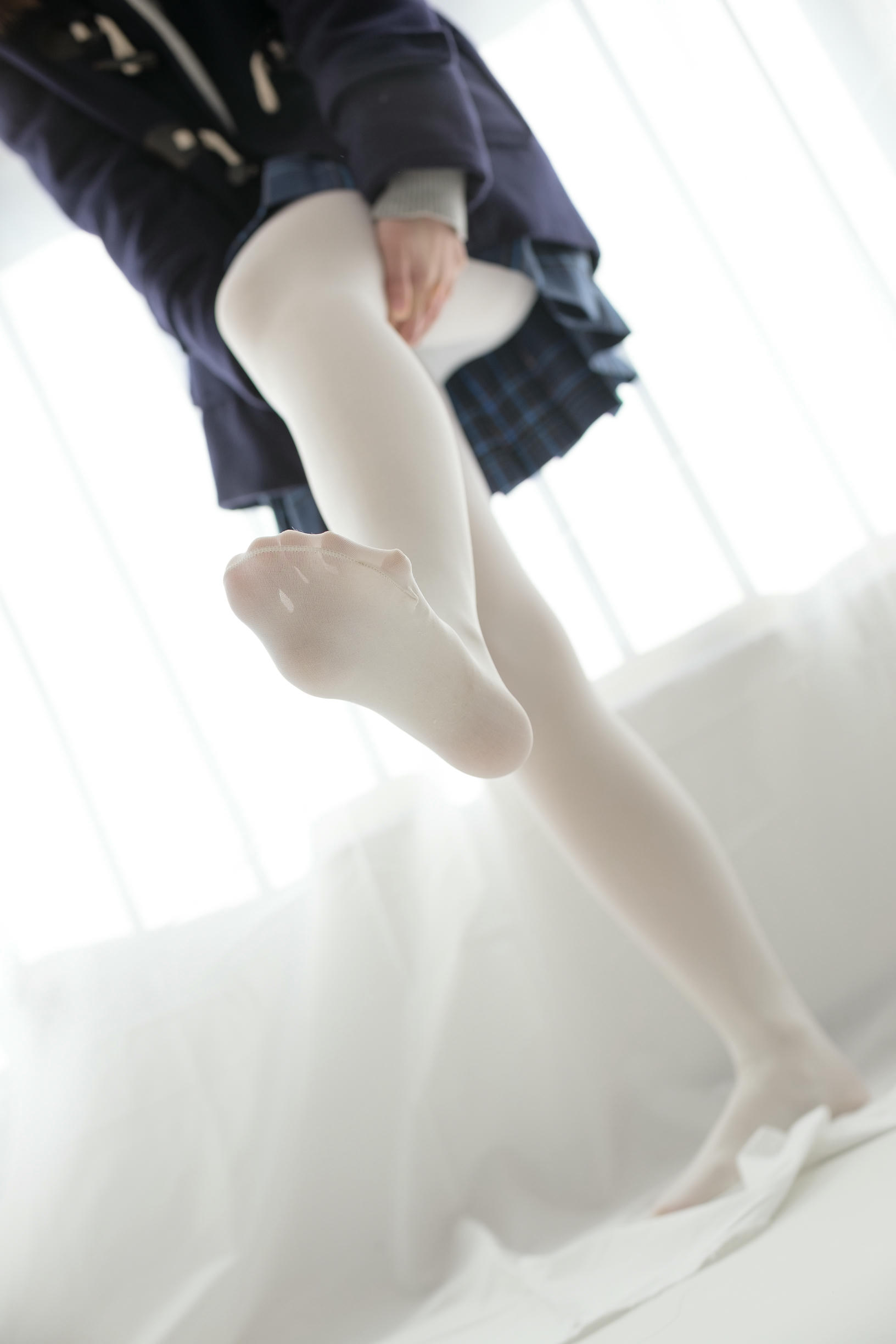 森萝财团 R15-047 心中的白丝 [114P-577MB]_第2集