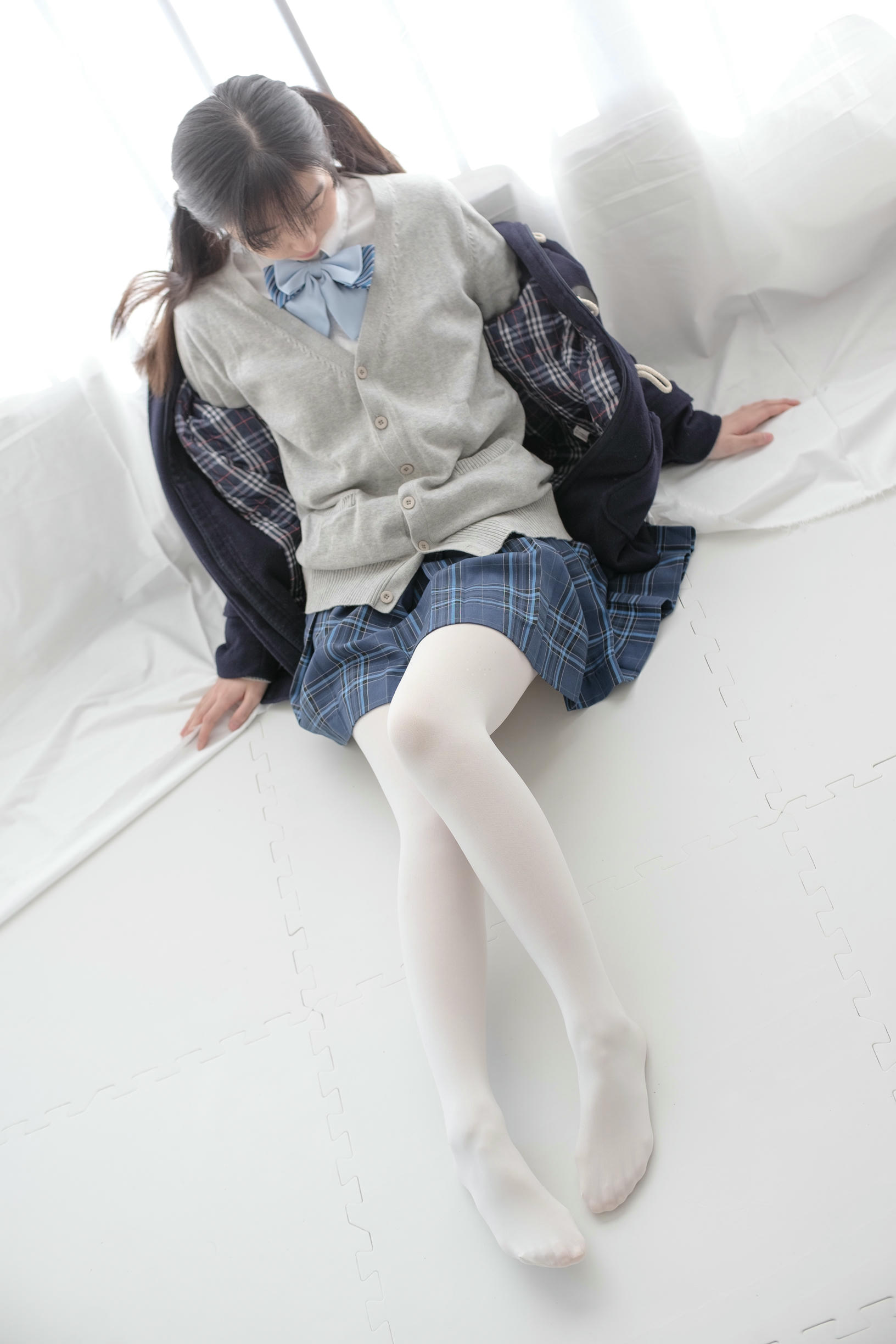 森萝财团 R15-047 心中的白丝 [114P-577MB]_第2集