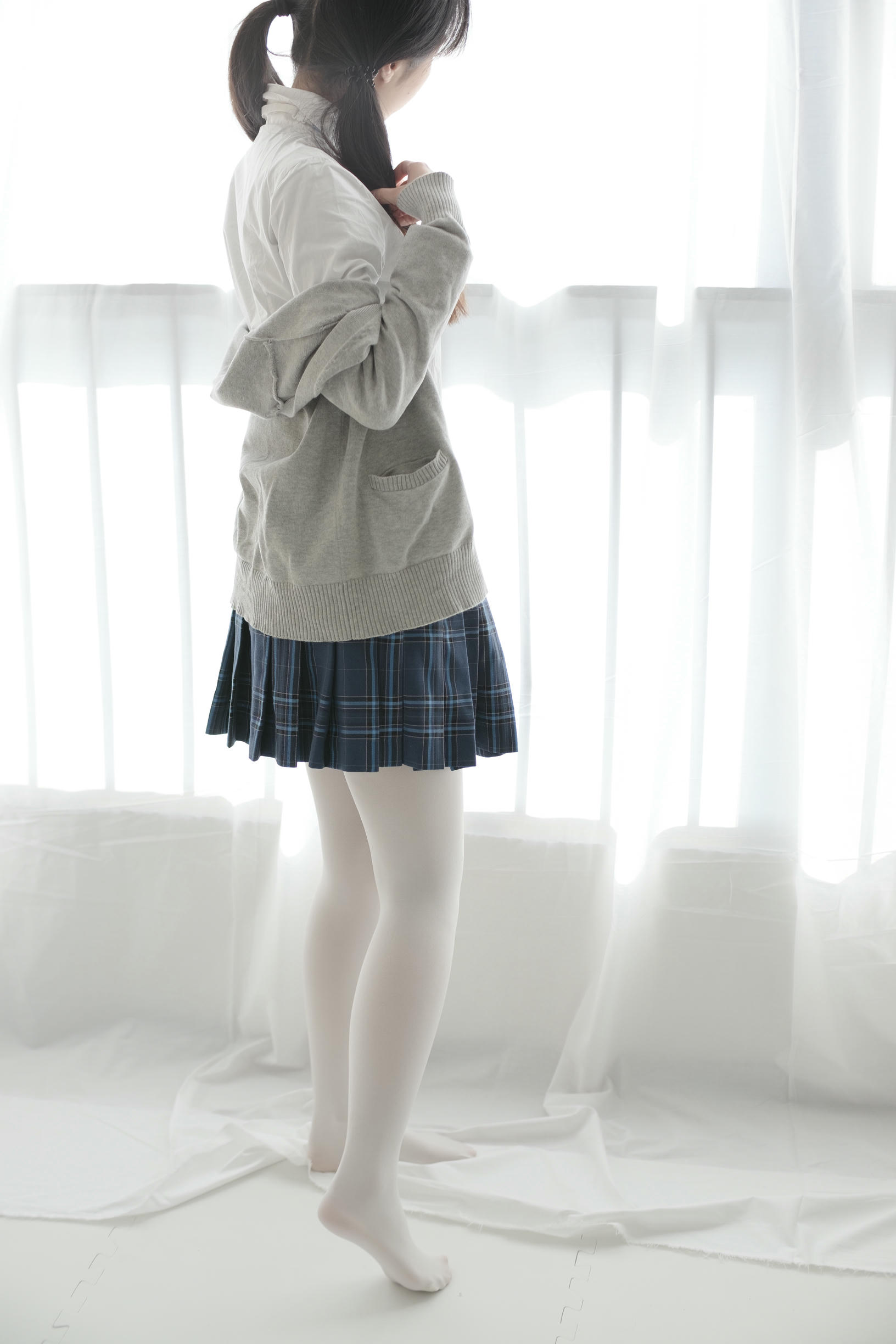 森萝财团 R15-047 心中的白丝 [114P-577MB]_第2集