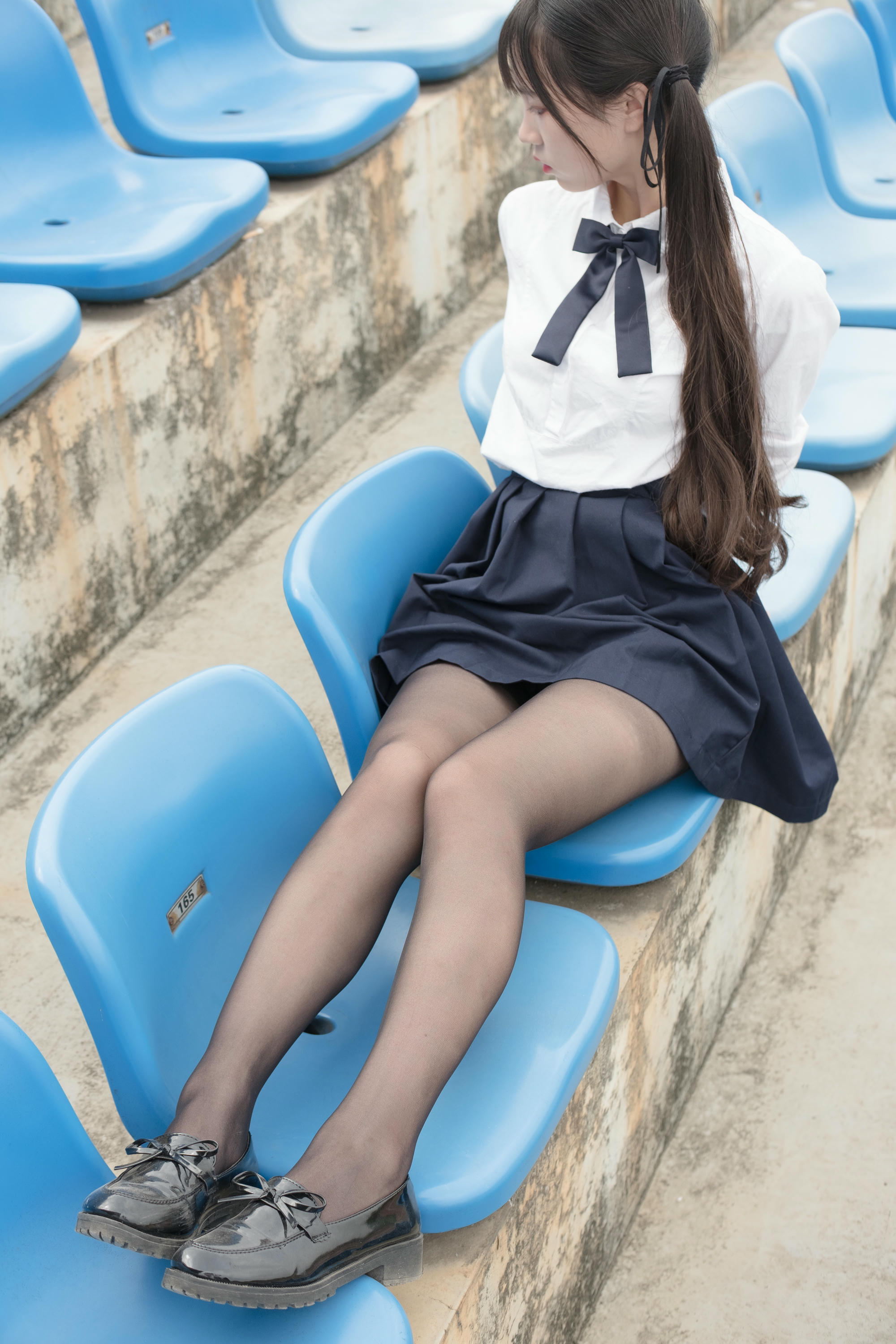 森萝财团 SSR-009 户外黑丝学妹 [83P-841MB]_第4集