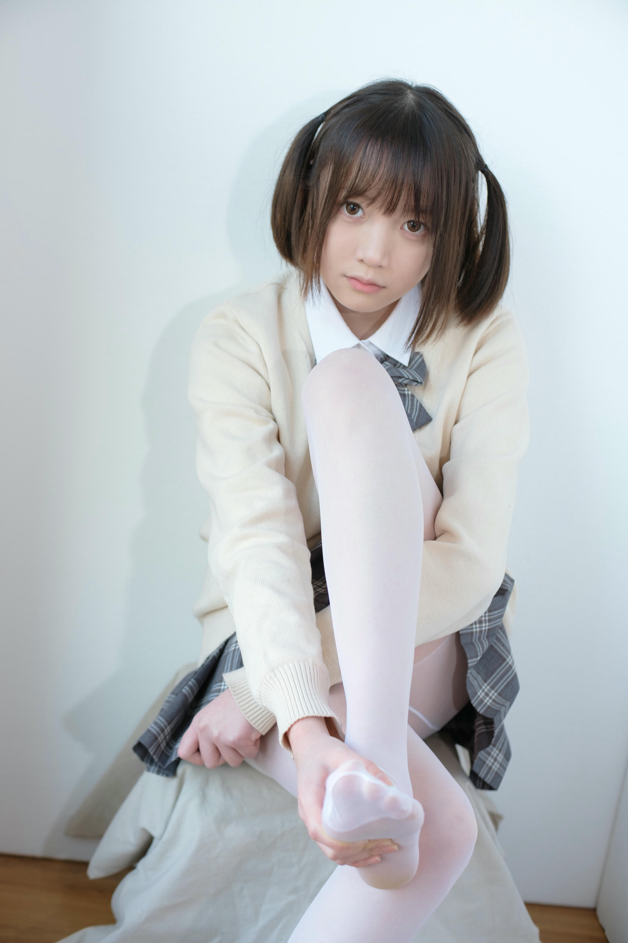 森萝财团 X-010 JK校服白丝 [83P1V-1.46GB]_第3集
