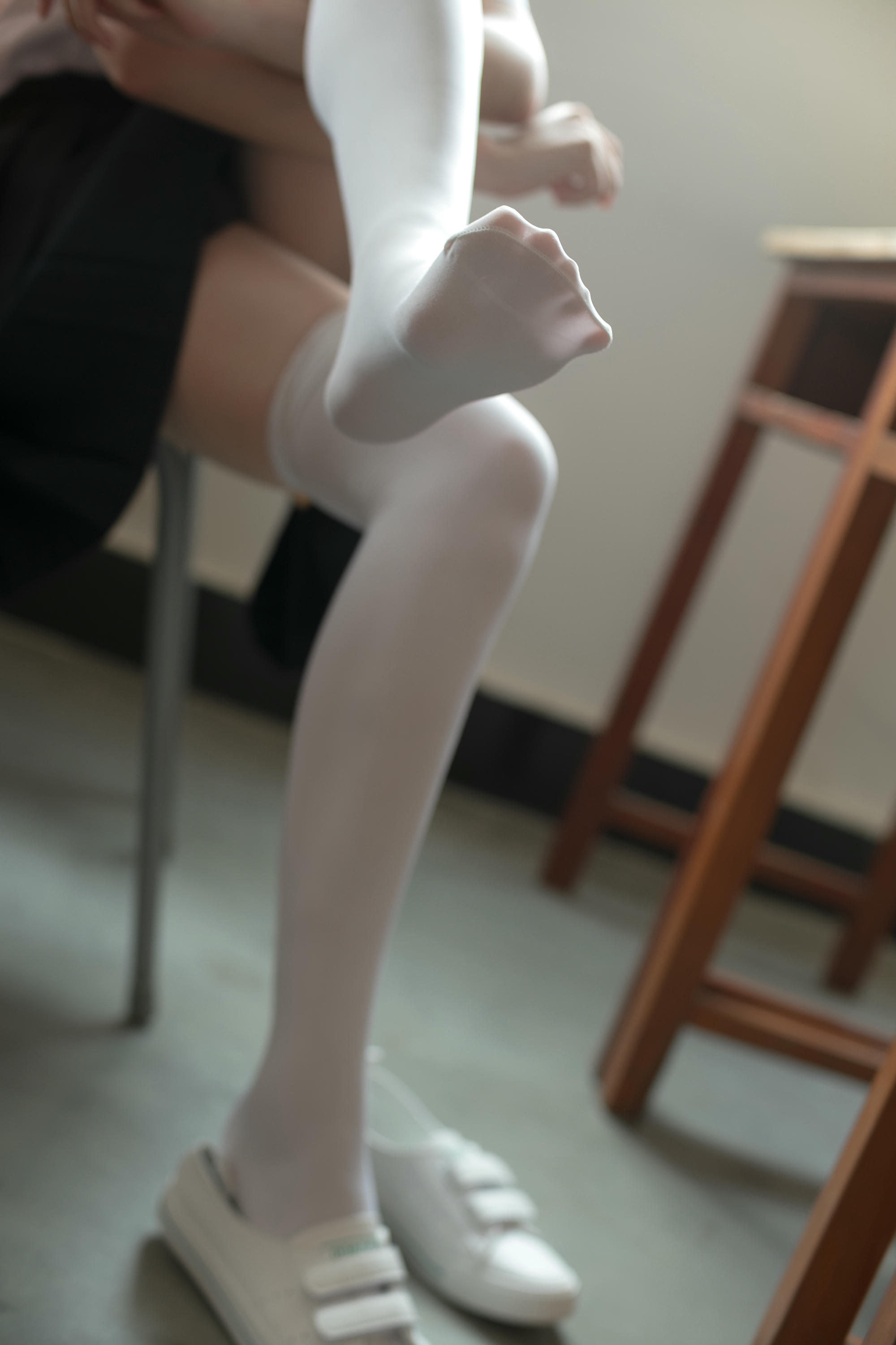 森萝财团 BETA-022 教室里的JK白丝少女 [66P-638MB]_第3集