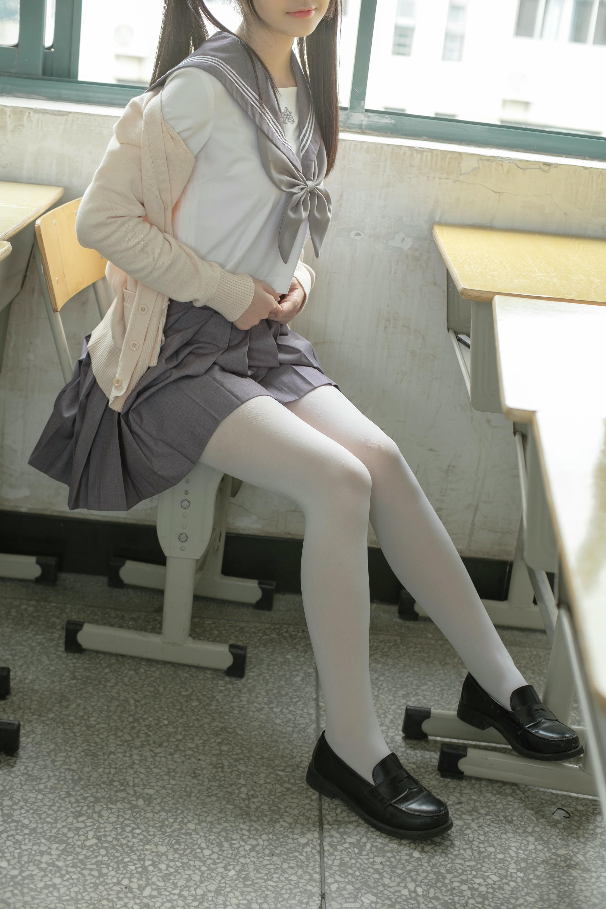 森萝财团 X-017 JK校服白丝 [99P1V-1.24GB]_第1集
