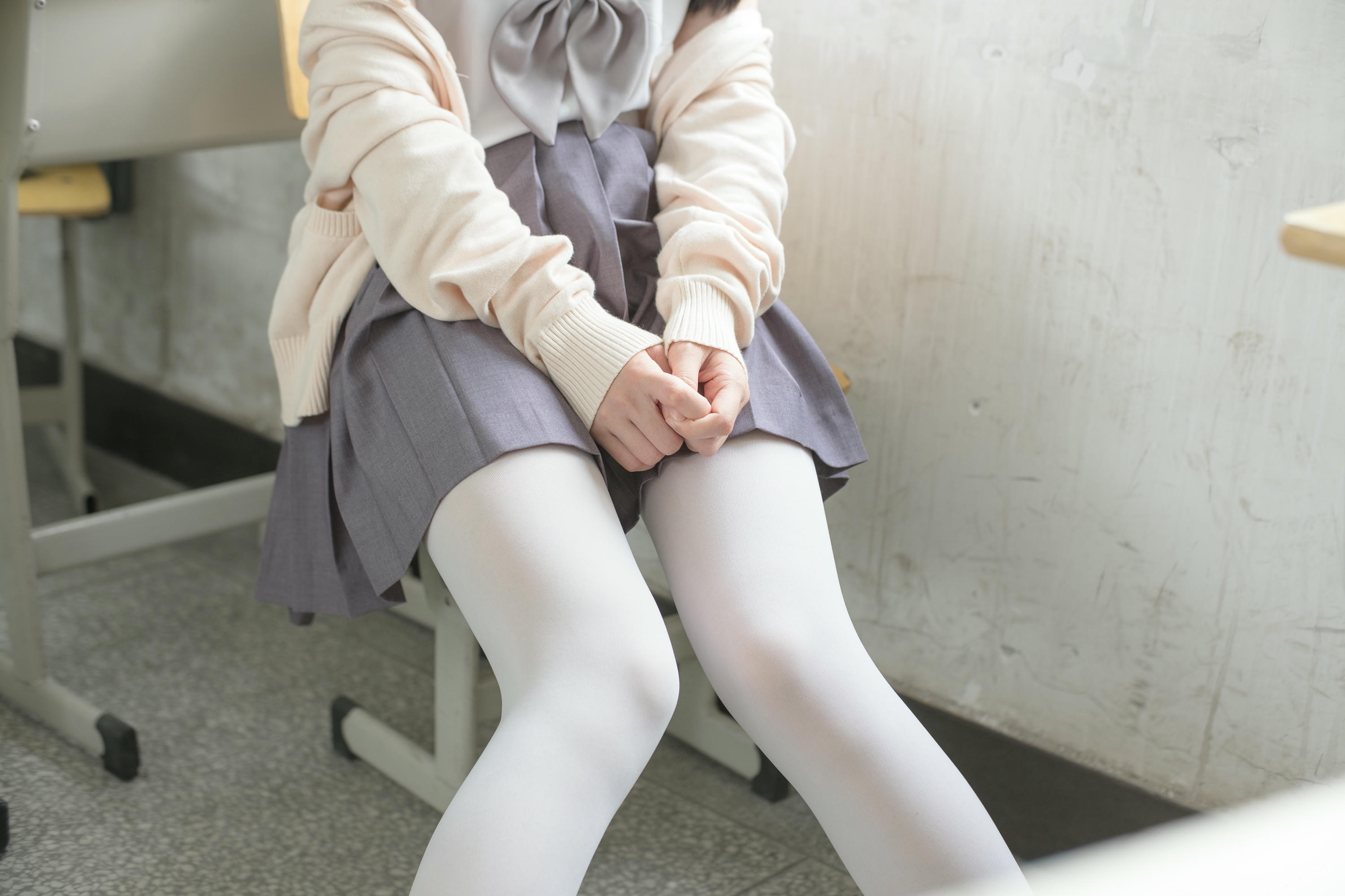 森萝财团 X-017 JK校服白丝 [99P1V-1.24GB]_第2集