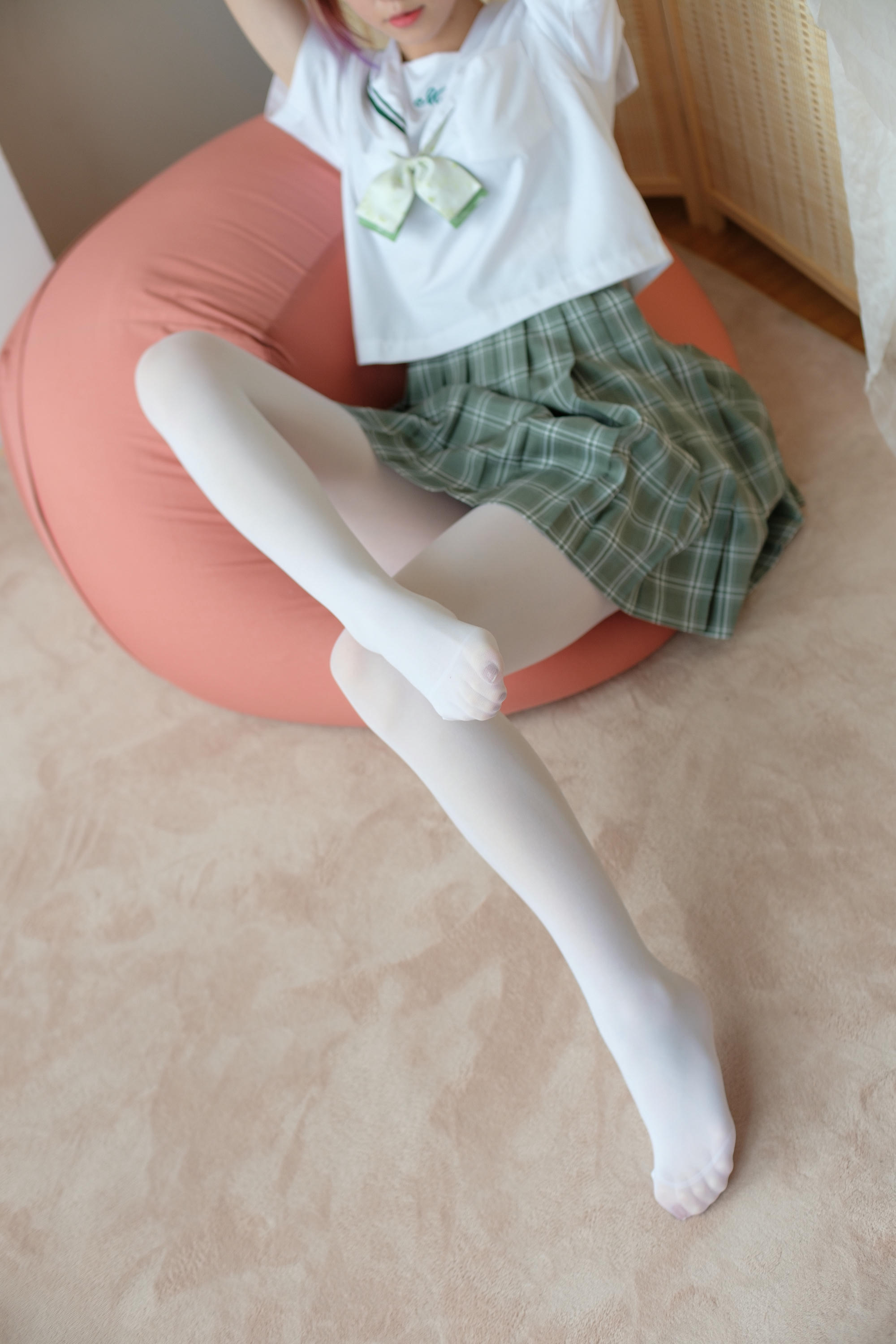 森萝财团 BETA-023 JK白丝少女的美足 [225P-1.77GB]-社长_第2集
