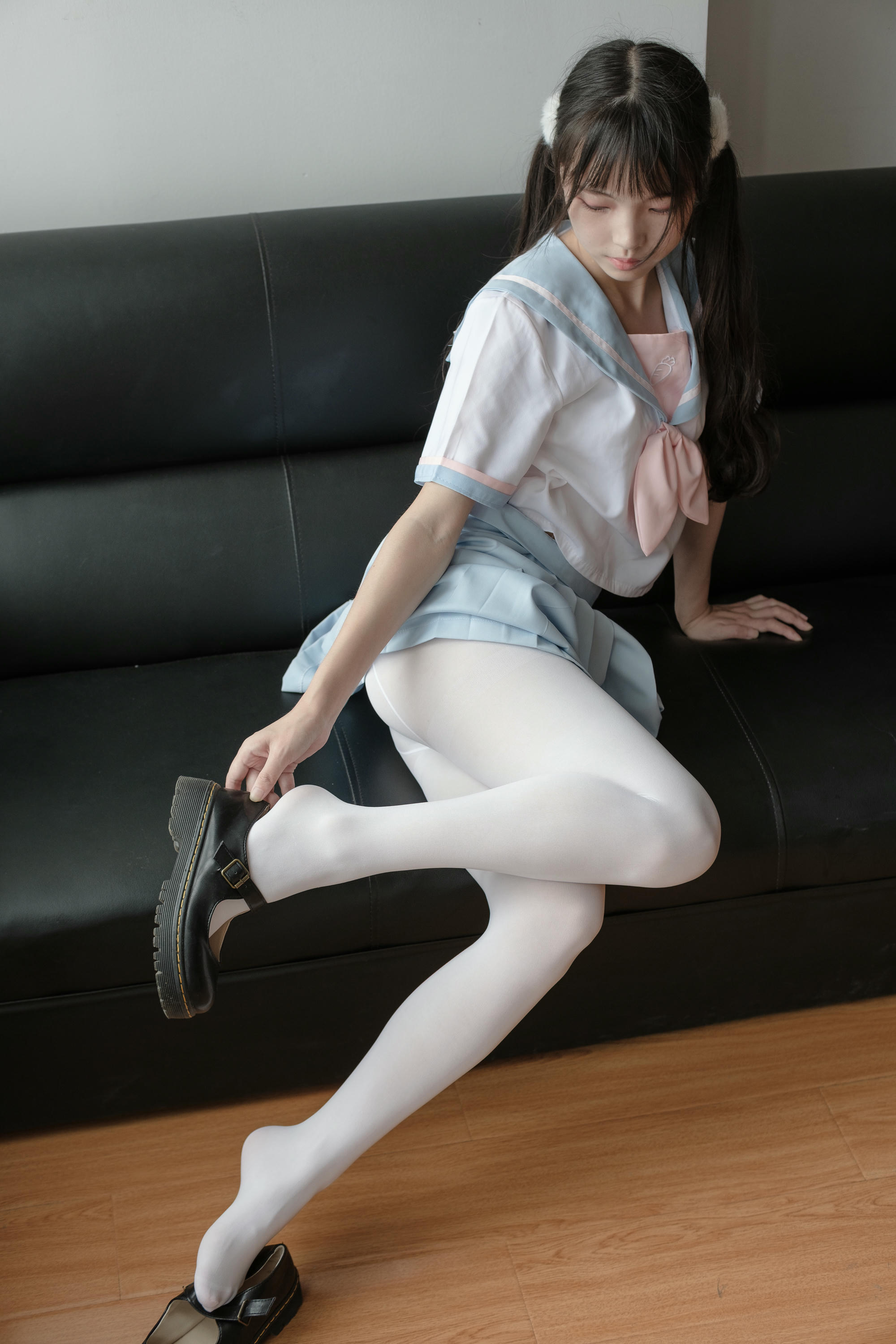 森萝财团 X-037 JK水手服 [75P1V-2.28GB]_第1集