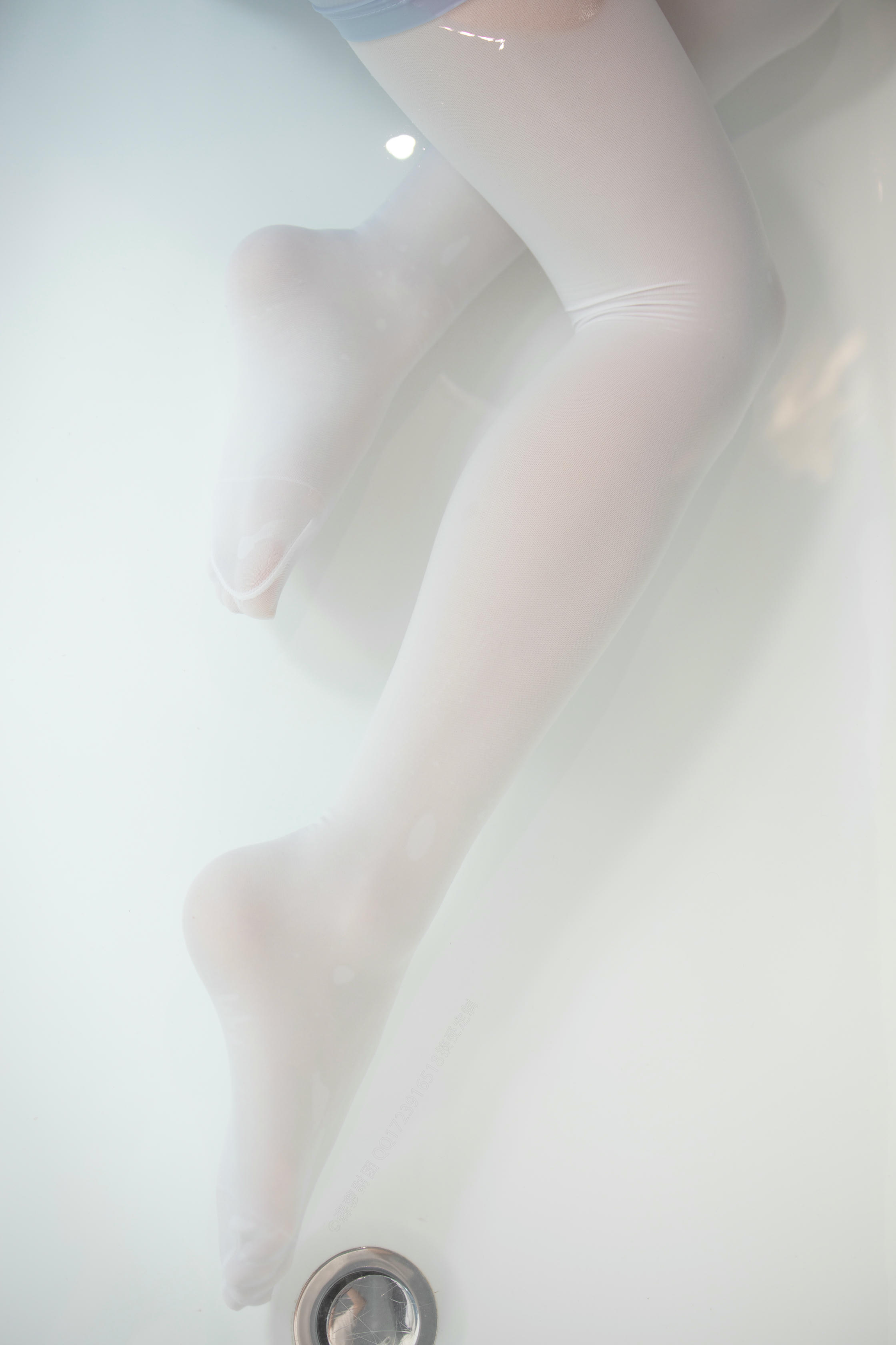 森萝财团 X-049 湿身120D白丝 [165P1V-3.30GB]_第1集