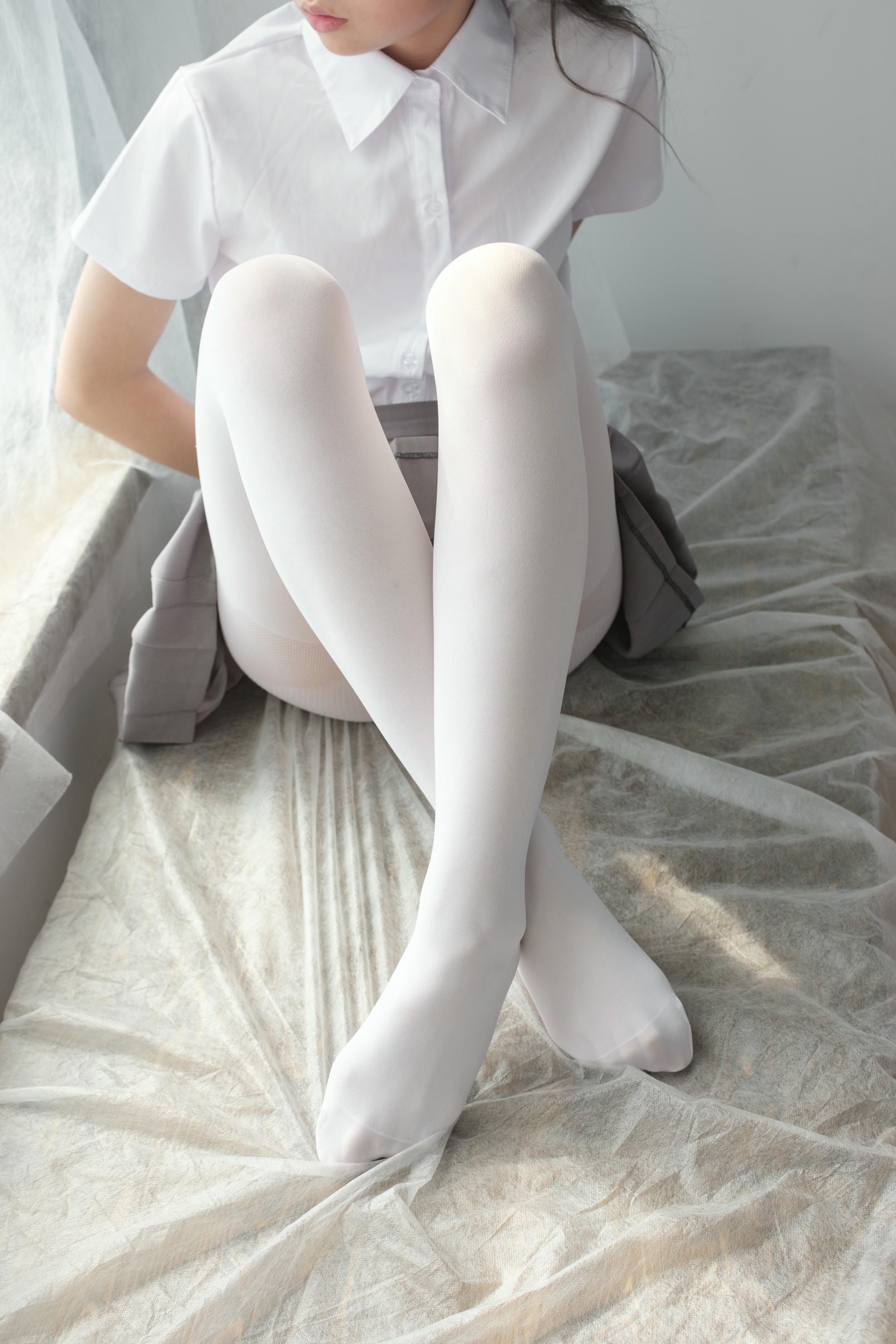 森萝财团 BETA-029 玩手机的白丝少女 [182P-1.61GB]_第6集