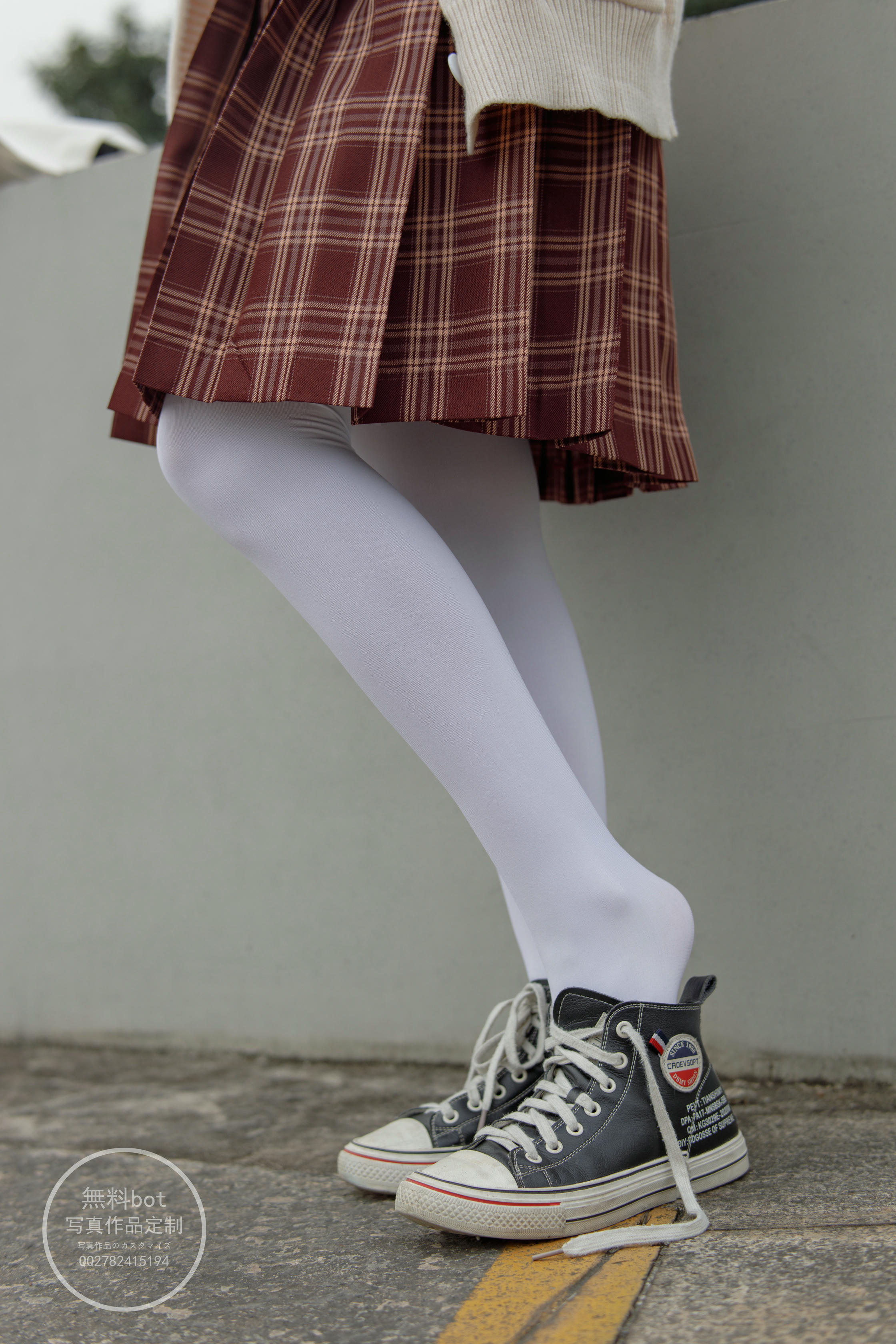 森萝财团 有料 NO.006 依依 户外白丝JK制服 [90P／1.23G]_第1集