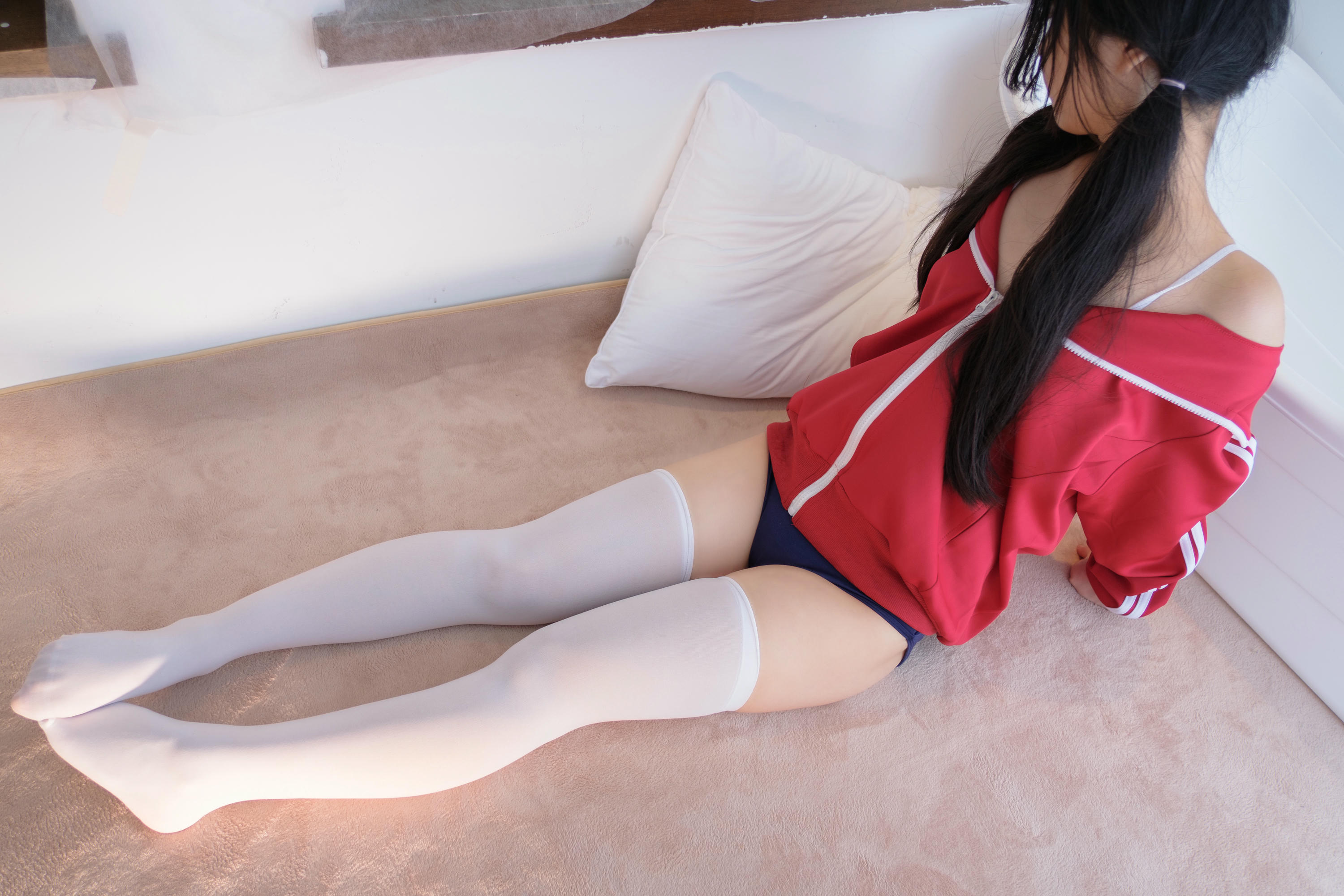 森萝财团-爱花写真 ALPHA-002 白丝红衣死库水 [76P-725MB]_第3集