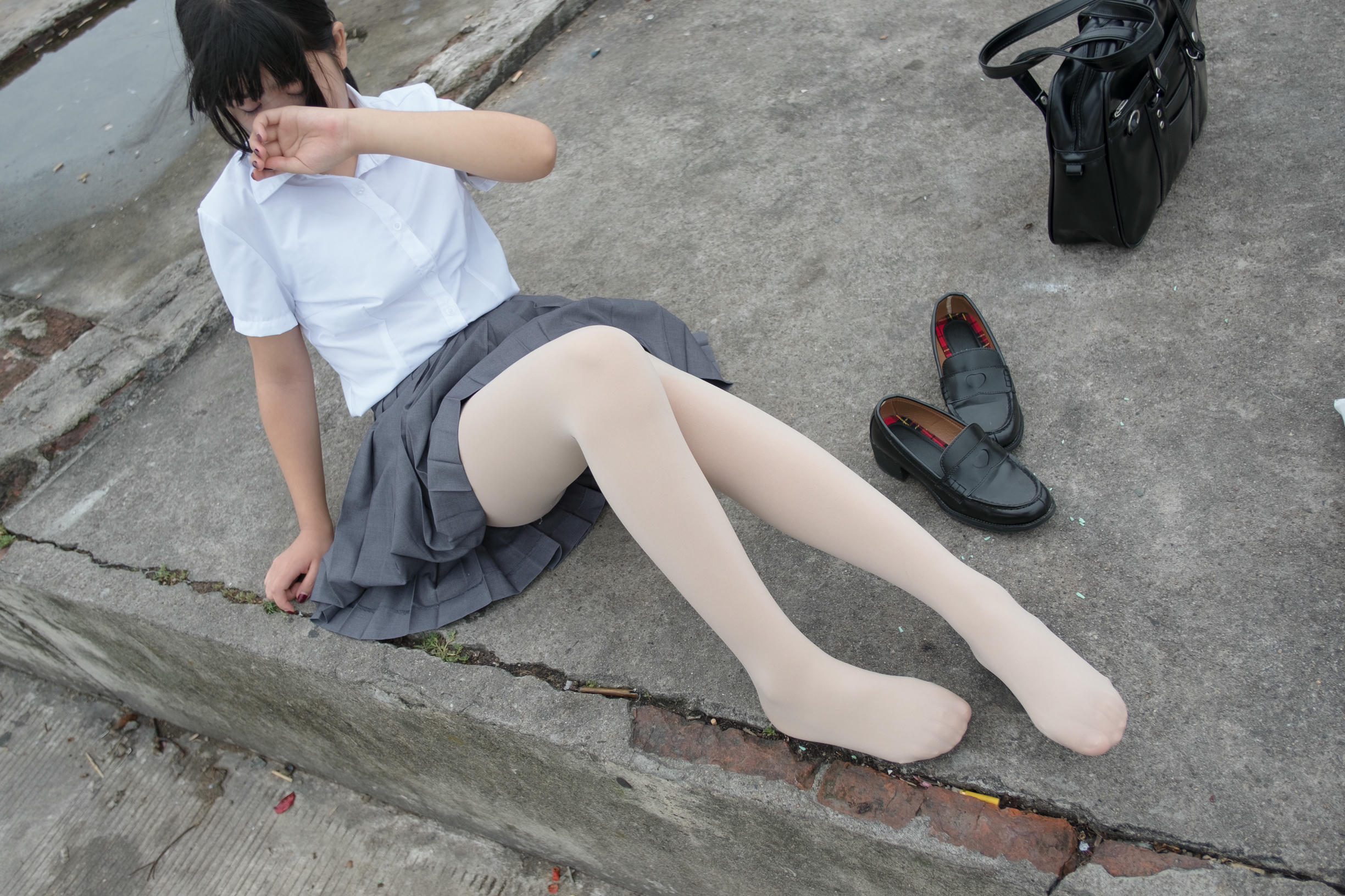 森萝财团 BETA-005 女生的白衬衣 [75P-498MB]_第3集