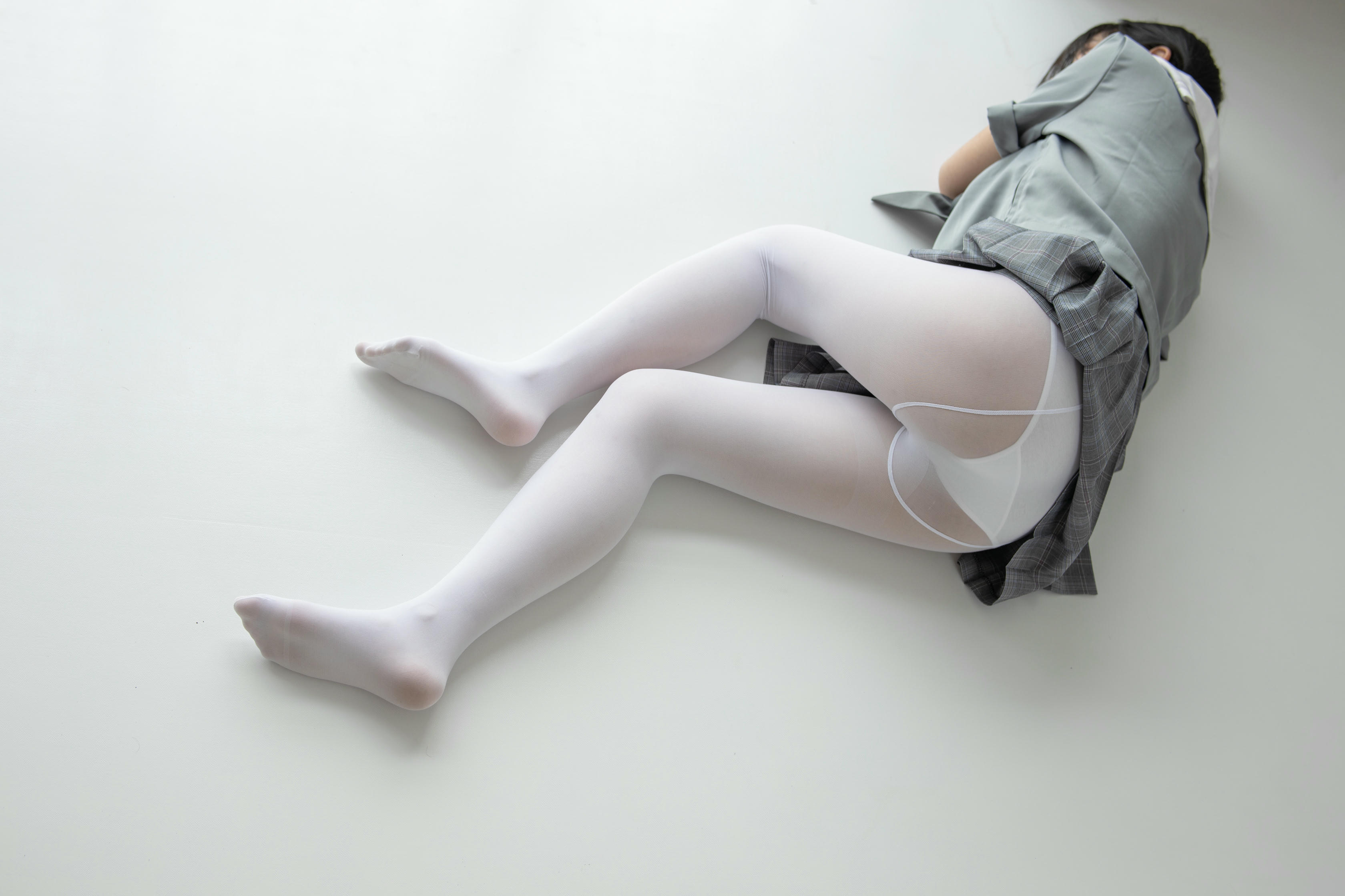 森萝财团 JKFUN-013 小香 白丝小可爱 [160P1V-2.40GB]_第7集