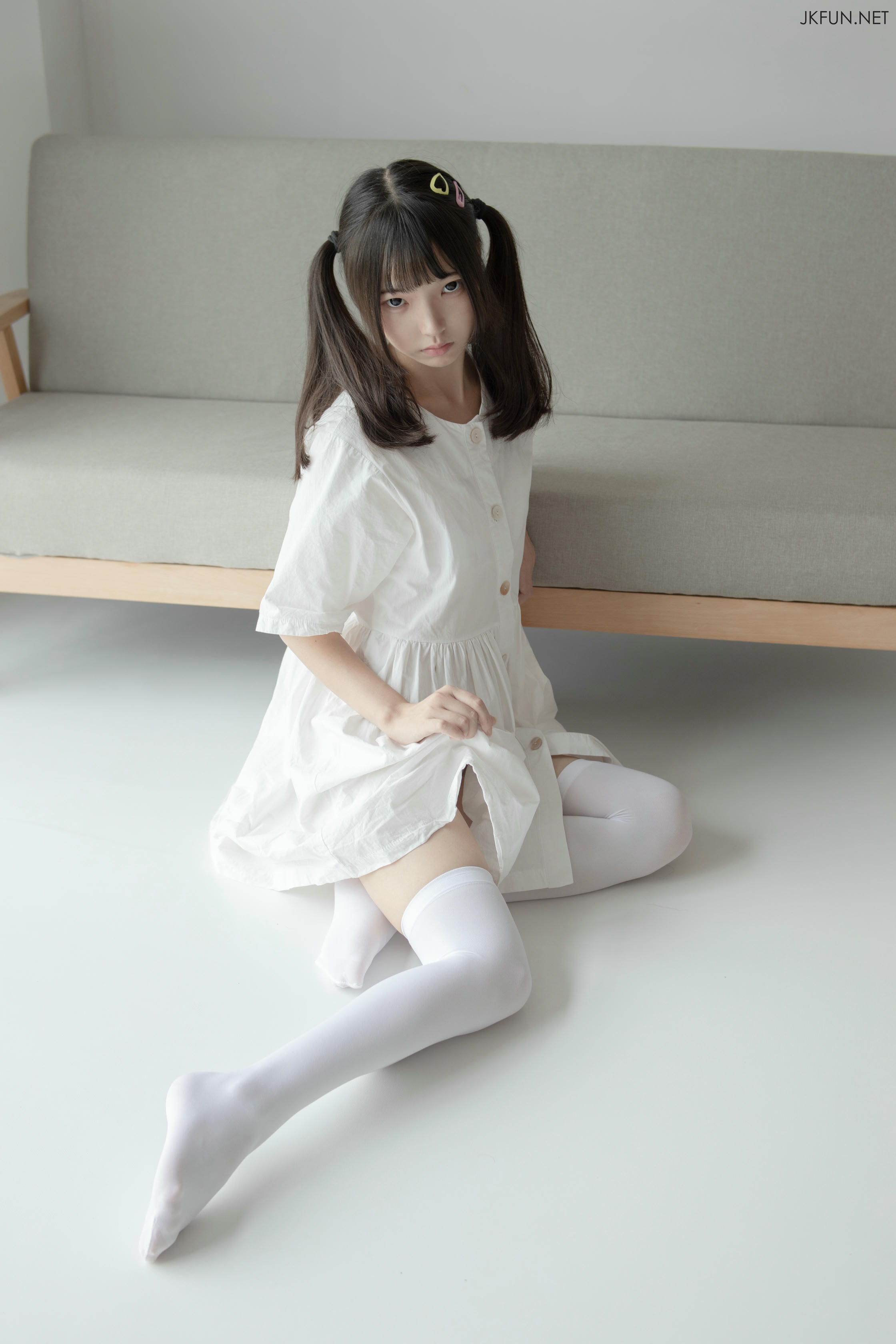 森萝财团 JKFUN-014 默陌 白衣飘飘的年代 [91P1V-2.06GB]_第4集