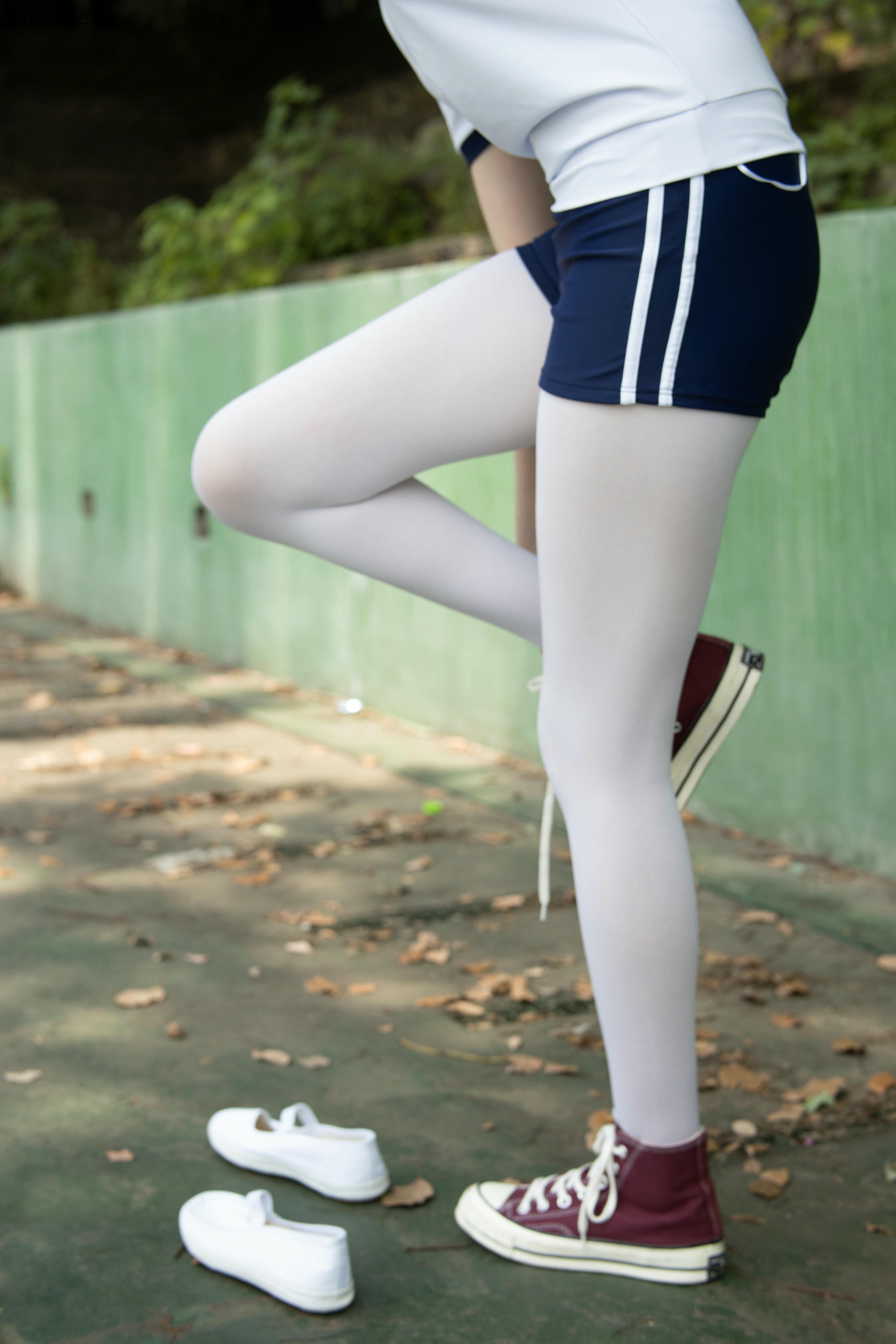 森萝财团 JKFUN-019 Aika 80D白丝外景体操服 [107P+1V／2.4G]_第1集