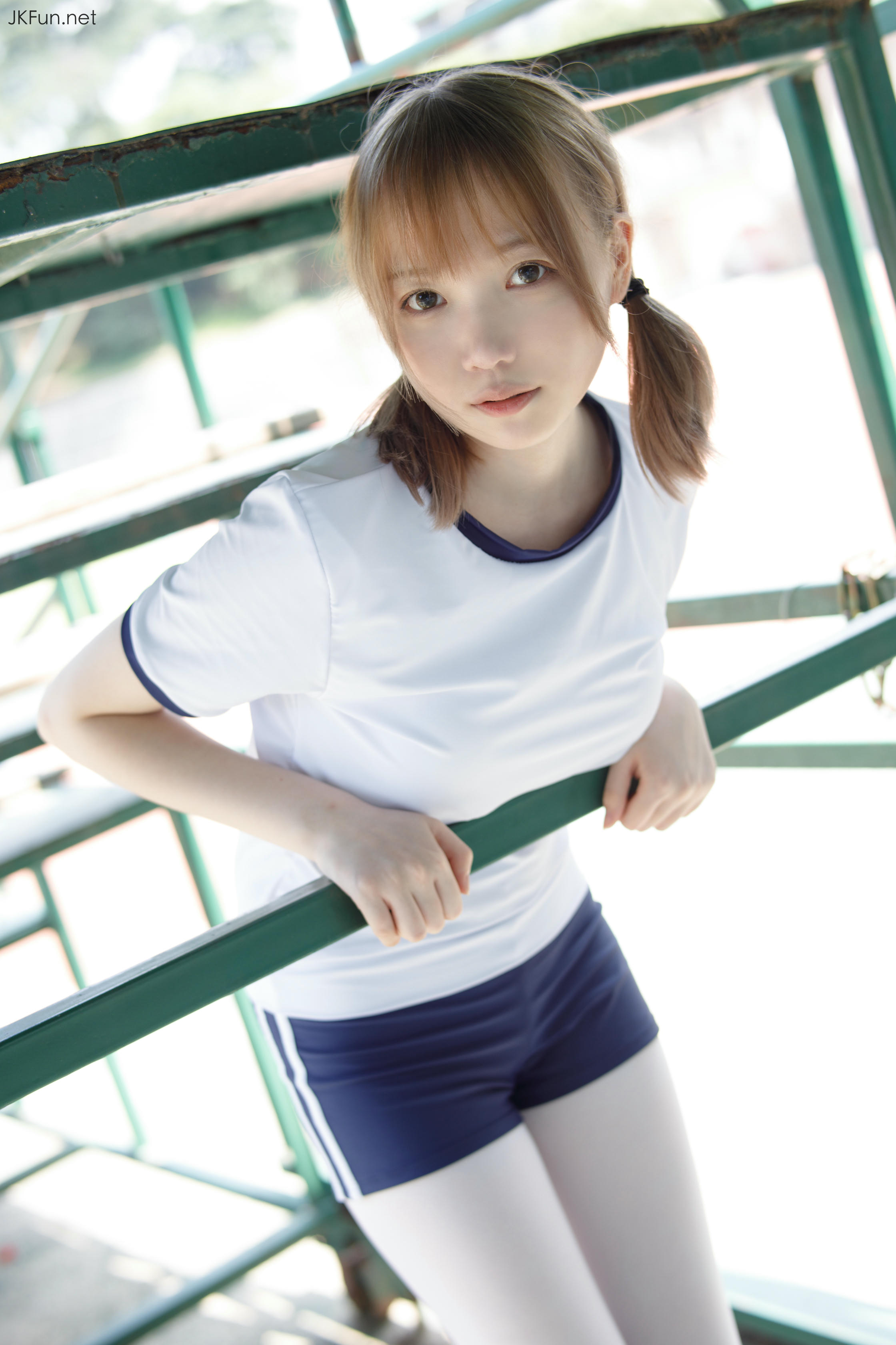 森萝财团 JKFUN-019 Aika 80D白丝外景体操服 [107P+1V／2.4G]_第4集