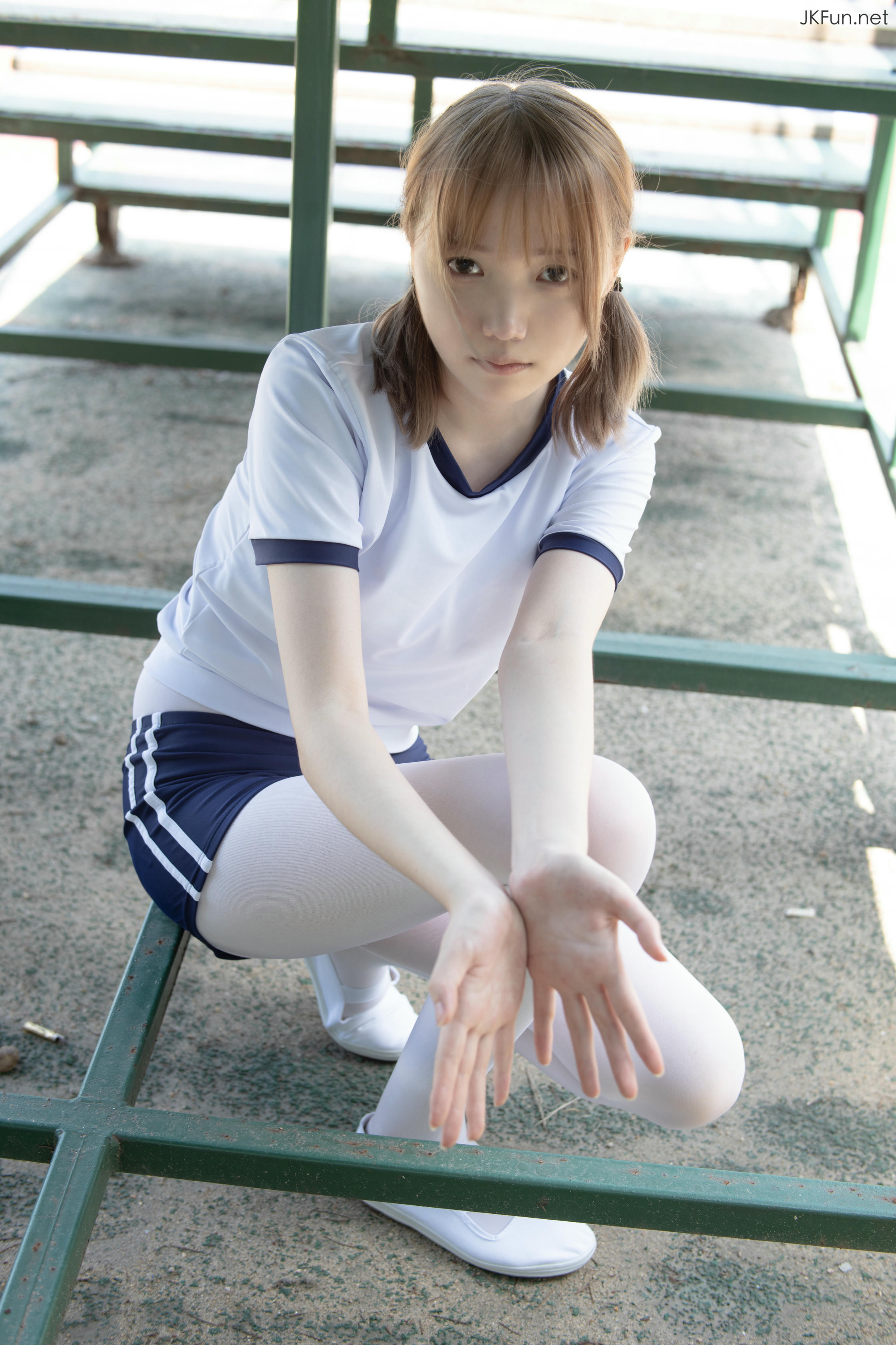 森萝财团 JKFUN-019 Aika 80D白丝外景体操服 [107P+1V／2.4G]_第4集