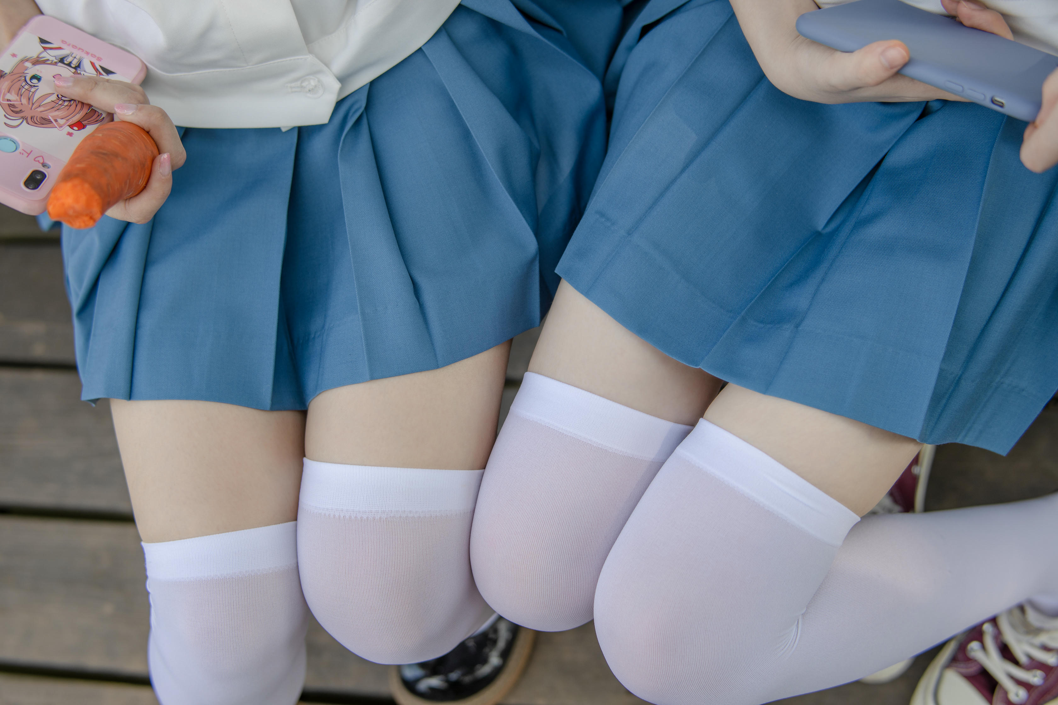 森萝财团 JKFUN-025 默陌&Aika 80D白丝过膝袜两女一ZOO [93P／1.61GB]_第4集