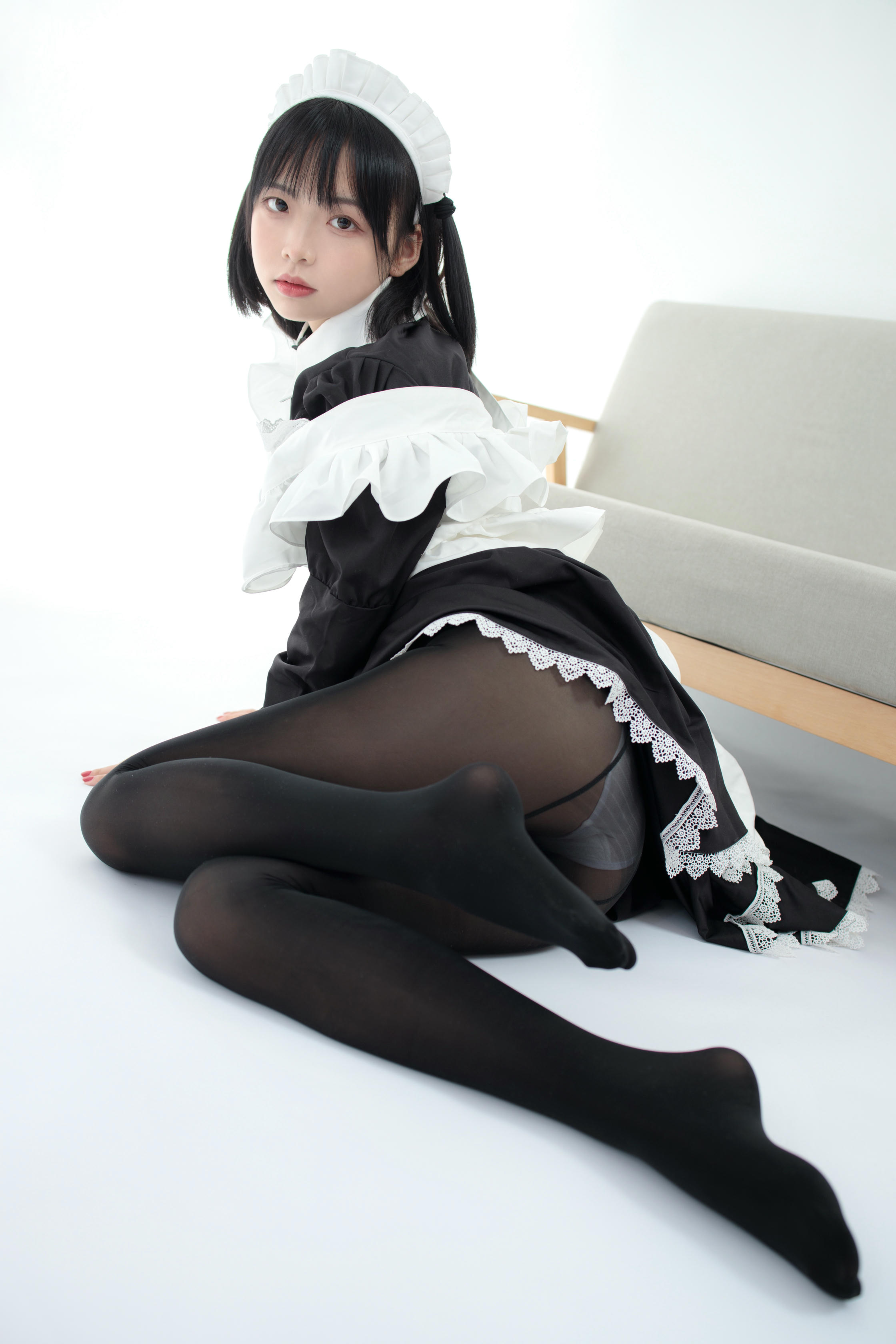 森萝财团 JKFUN-029 卉子 80D黑丝 踩物女仆 [67P+1V／3.16G]_第2集