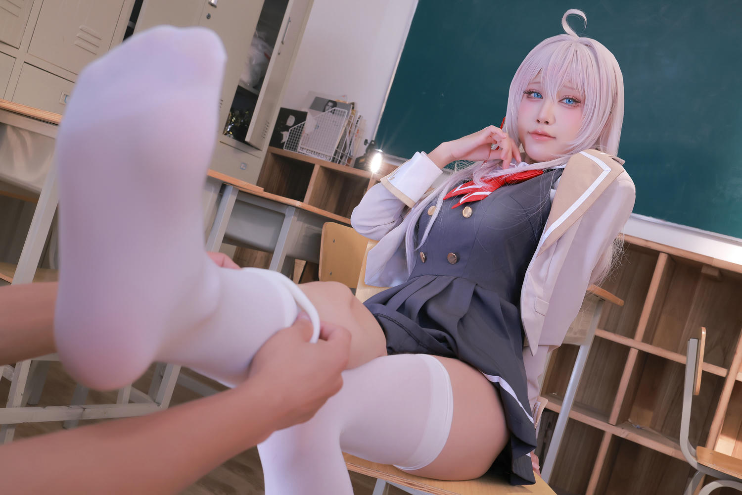 水淼Aqua NO.219 24年11月fantia订阅 艾莉同学 [91P 139MB]_第2集