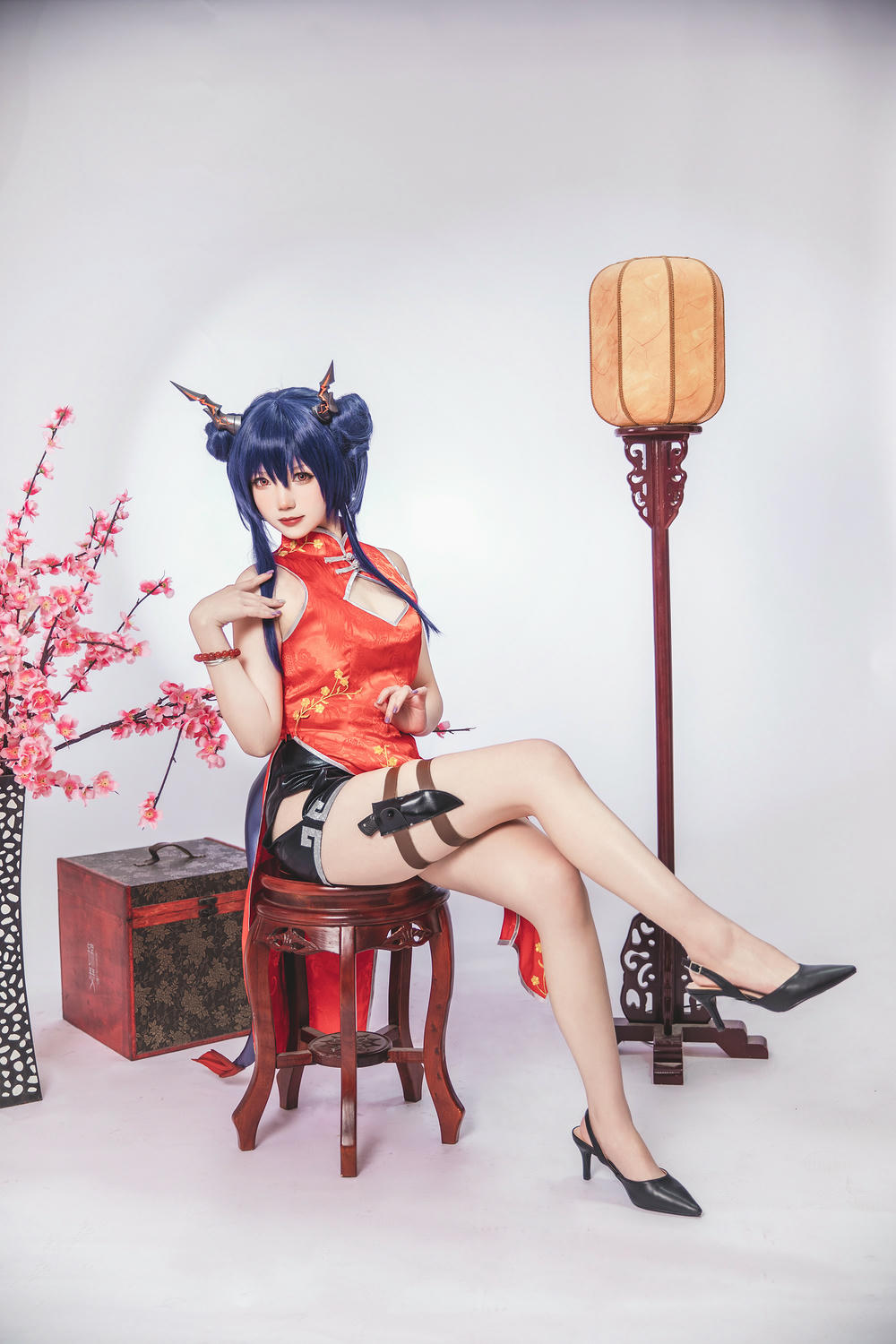 雪晴Astra NO.047 明日方舟 陈 旗袍 [17P-56MB]_第1集