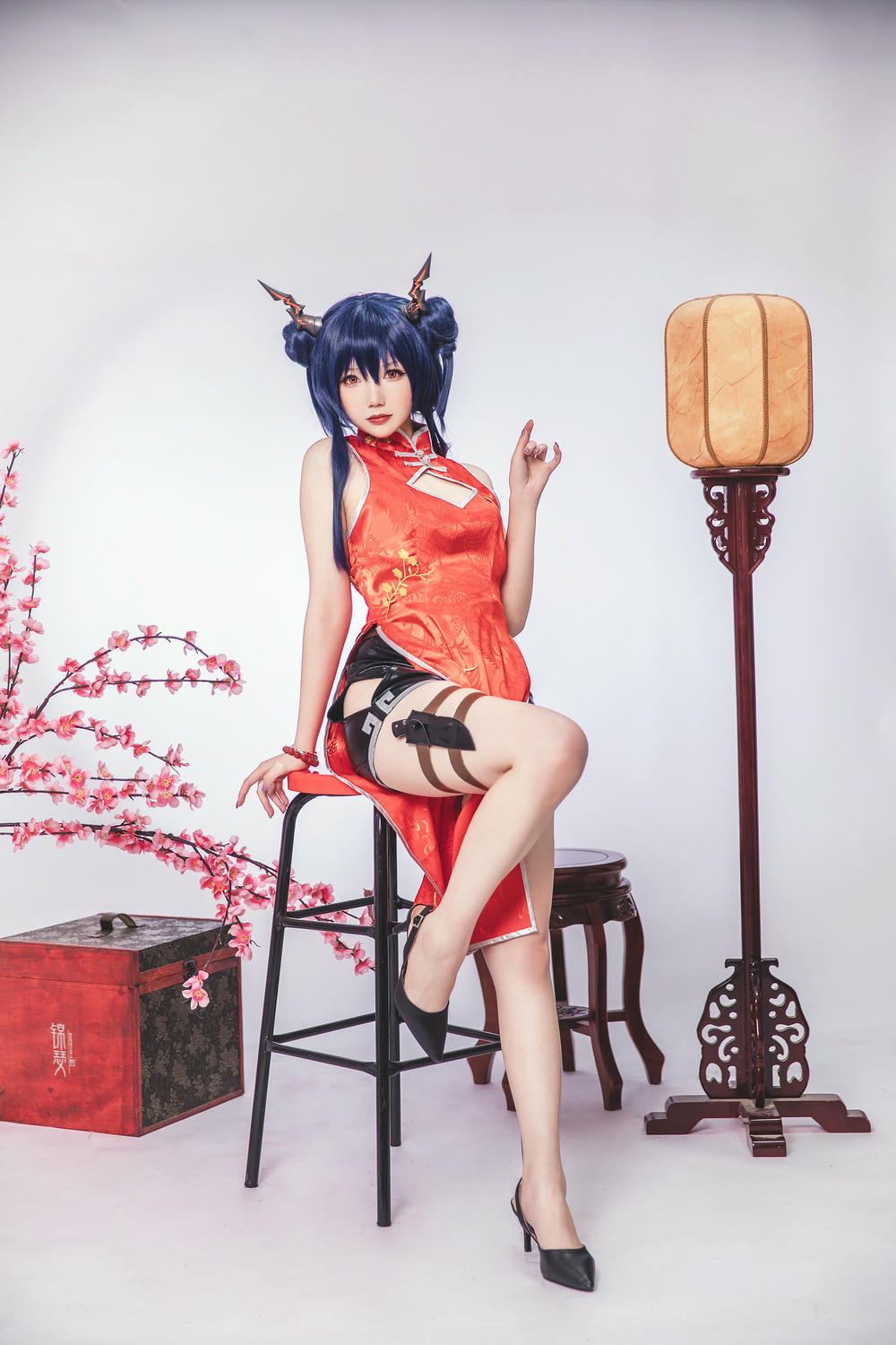 雪晴Astra NO.047 明日方舟 陈 旗袍 [17P-56MB]_第1集