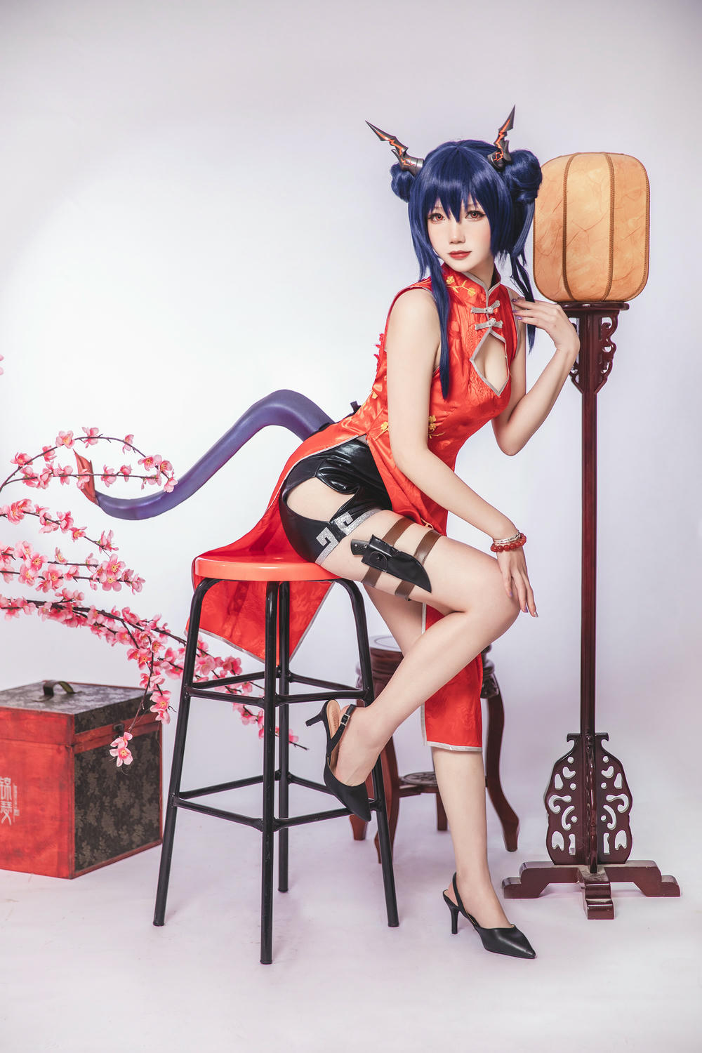 雪晴Astra NO.047 明日方舟 陈 旗袍 [17P-56MB]_第1集