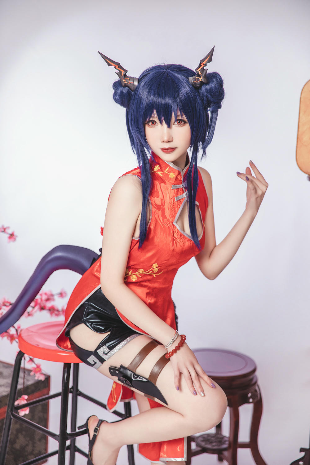 雪晴Astra NO.047 明日方舟 陈 旗袍 [17P-56MB]_第1集