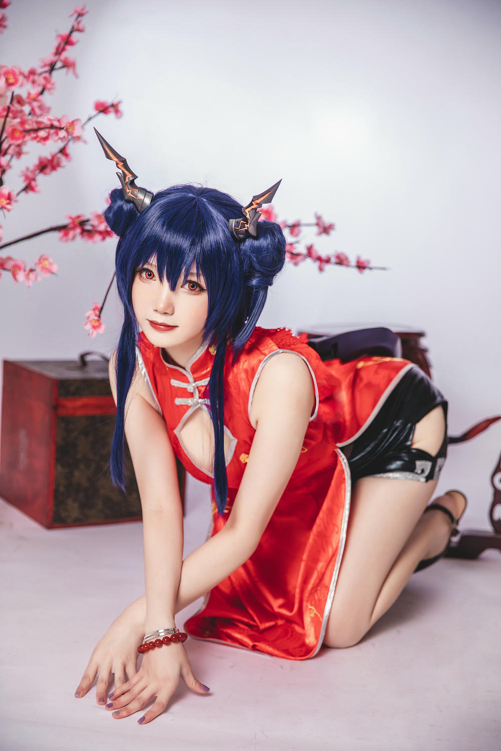 雪晴Astra NO.047 明日方舟 陈 旗袍 [17P-56MB]_第1集