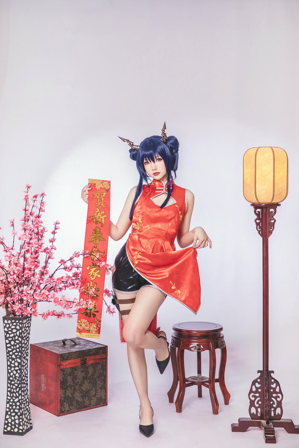 雪晴Astra NO.047 明日方舟 陈 旗袍 [17P-56MB]_第1集