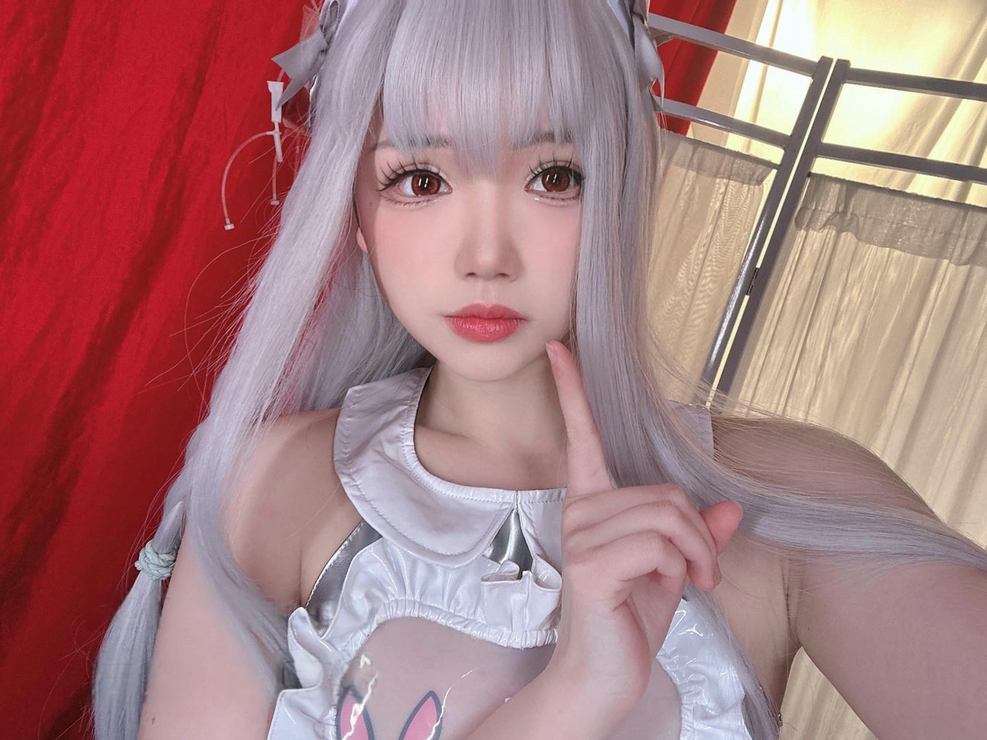 雪晴Astra NO.060 银发魔女护士 实习日记[74P-6V-1.72G]-附赠 [12P 5V]_第1集