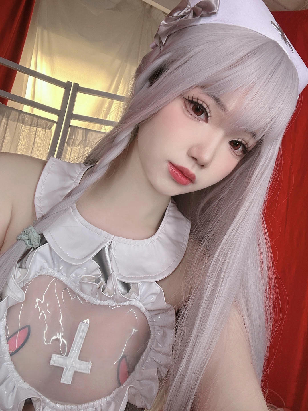 雪晴Astra NO.060 银发魔女护士 实习日记[74P-6V-1.72G]-附赠 [12P 5V]_第1集