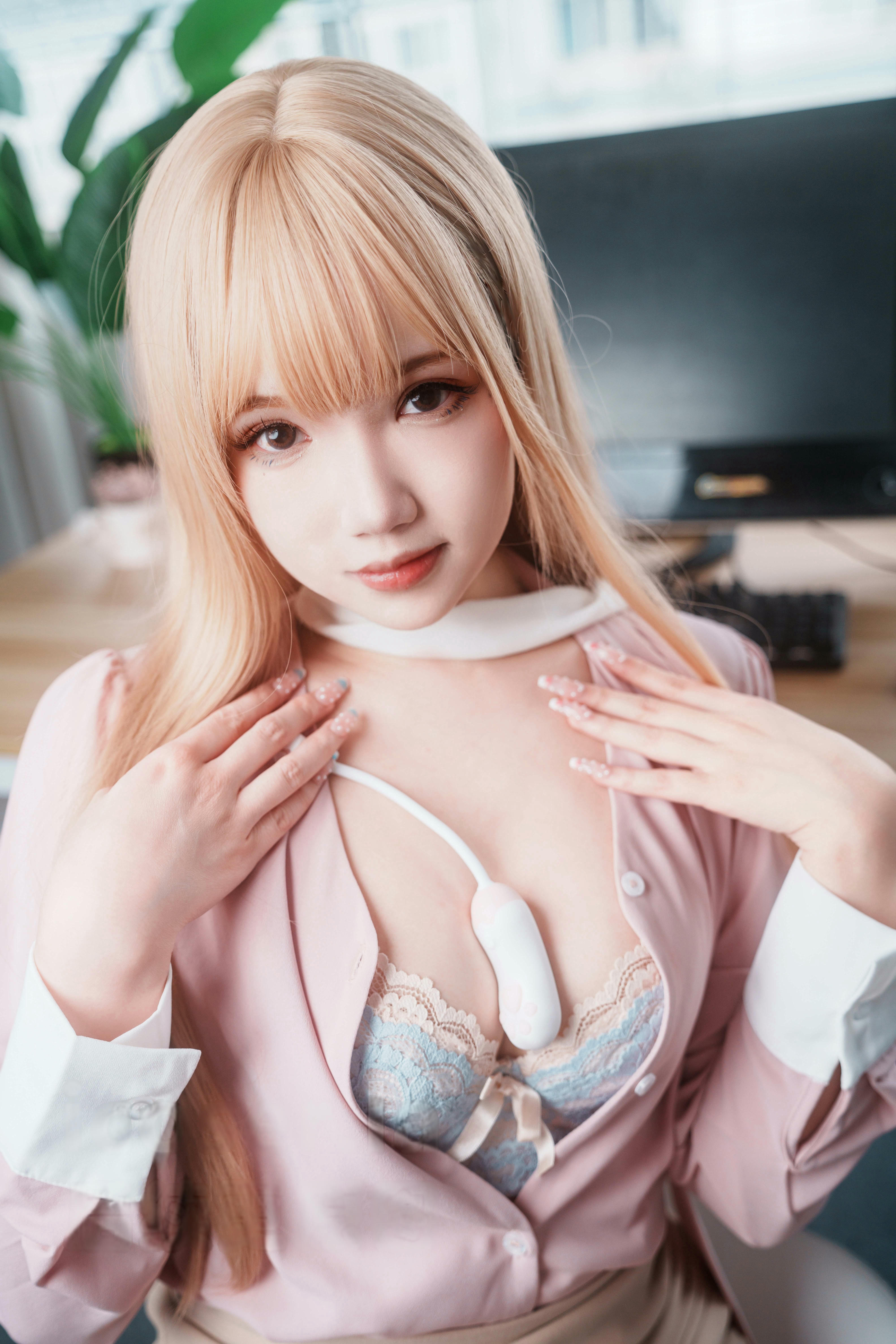 雪晴Astra NO.064 金发职人OL[59P 1V 1.83G]_第1集