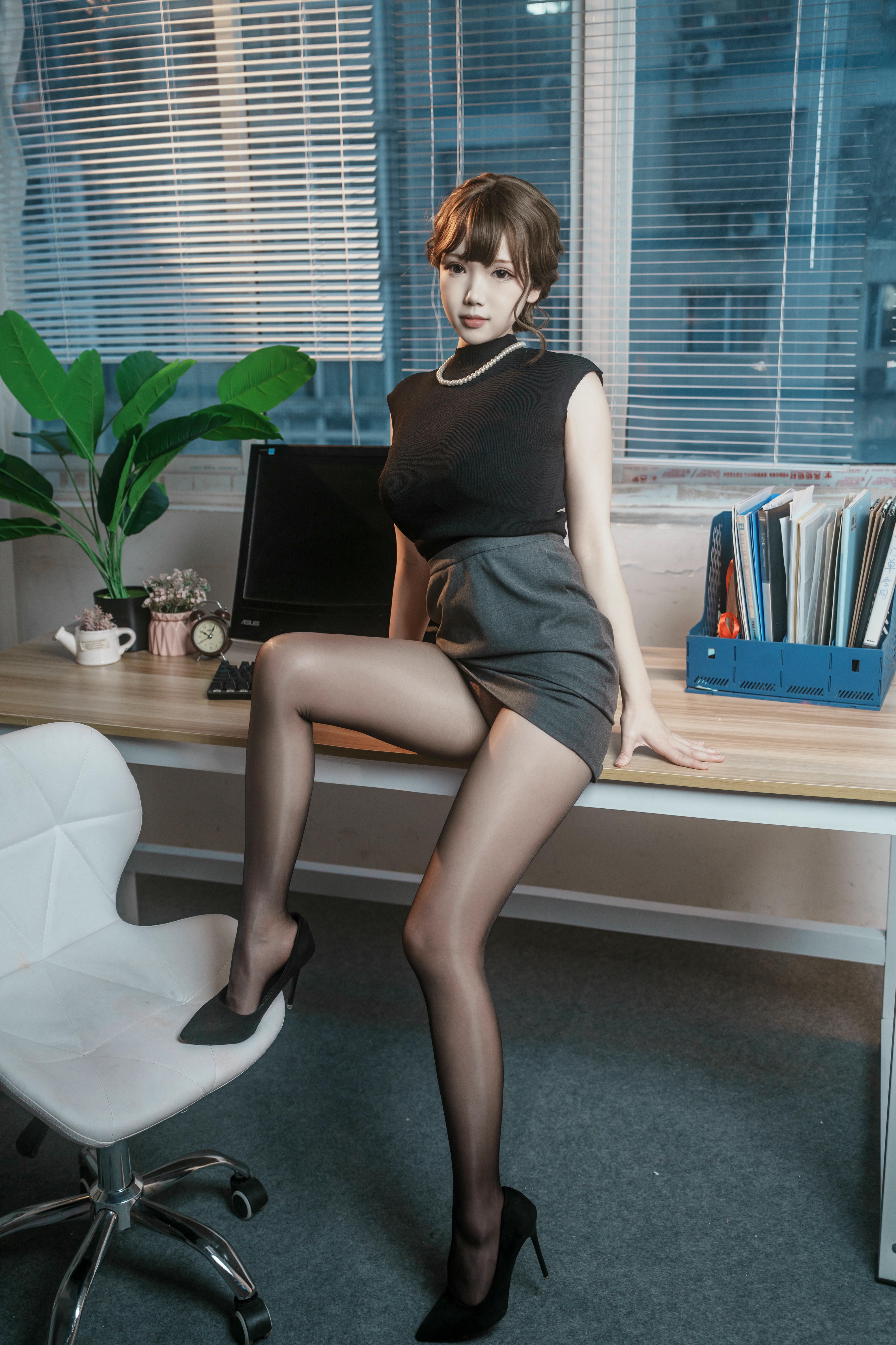 雪晴Astra NO.067 年纪不大的上司姐姐[70P 1V 1.66G]_第1集