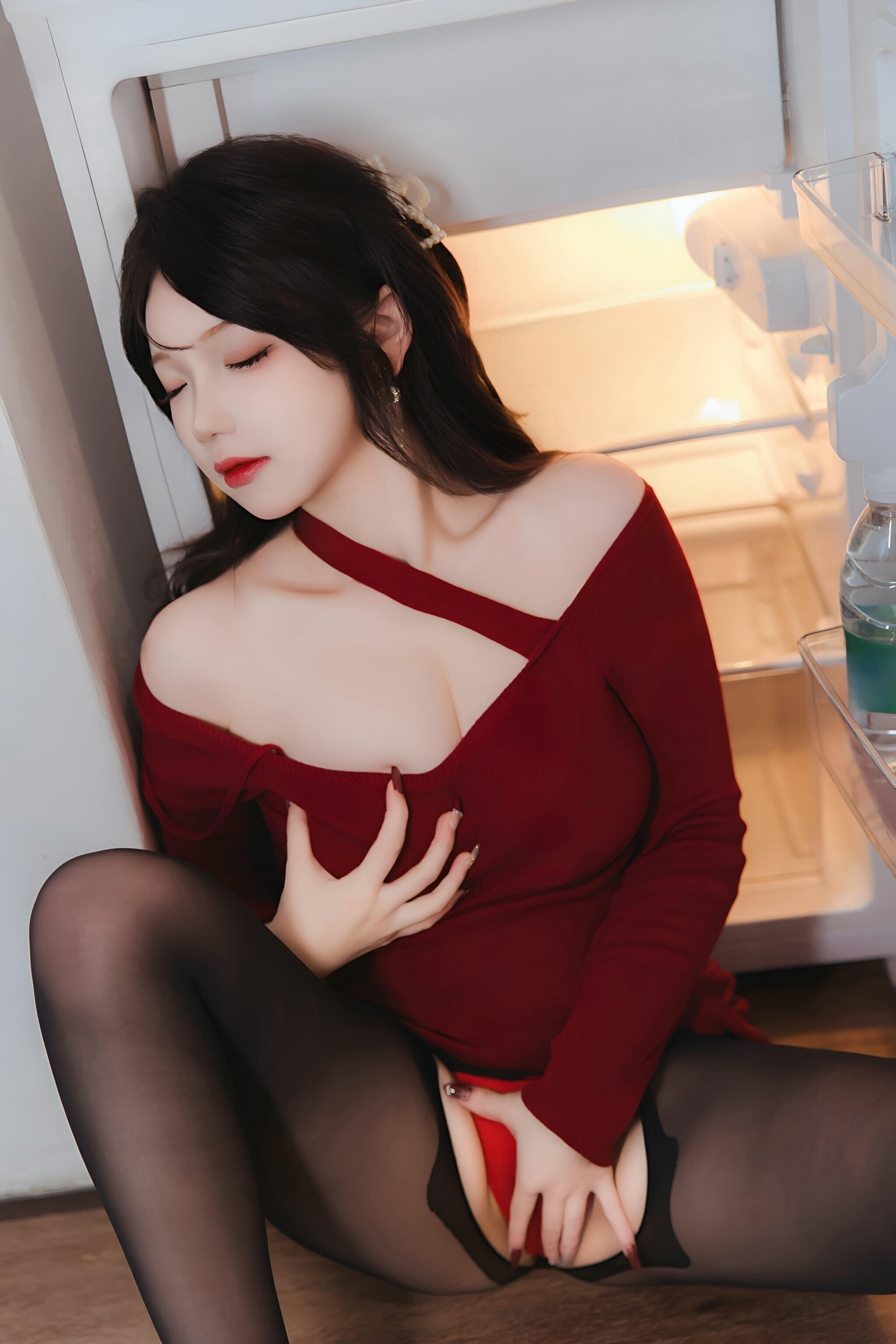 雪晴Astra NO.073 红裙黑丝小娇妻 [65P2V 1.68G]_第1集