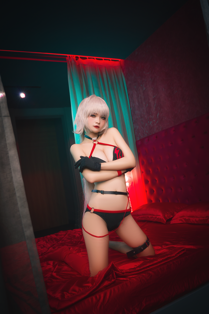 Azami NO.021 贞德狂战士 [20P-56MB]_第1集