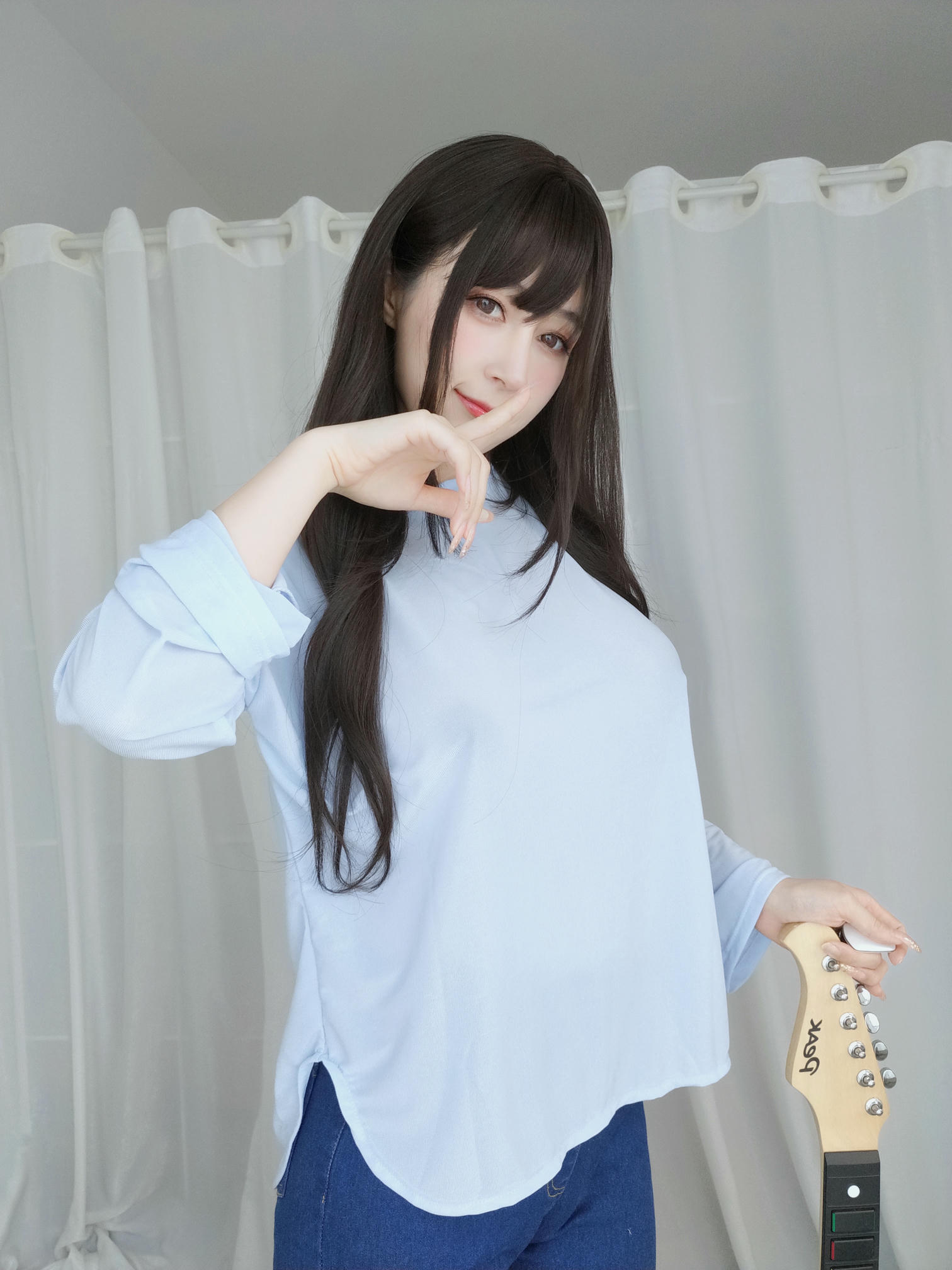 白银81 NO.089 fantia11月合集 [214P11V-1.18GB]-【20211126】ギターの妹_第1集